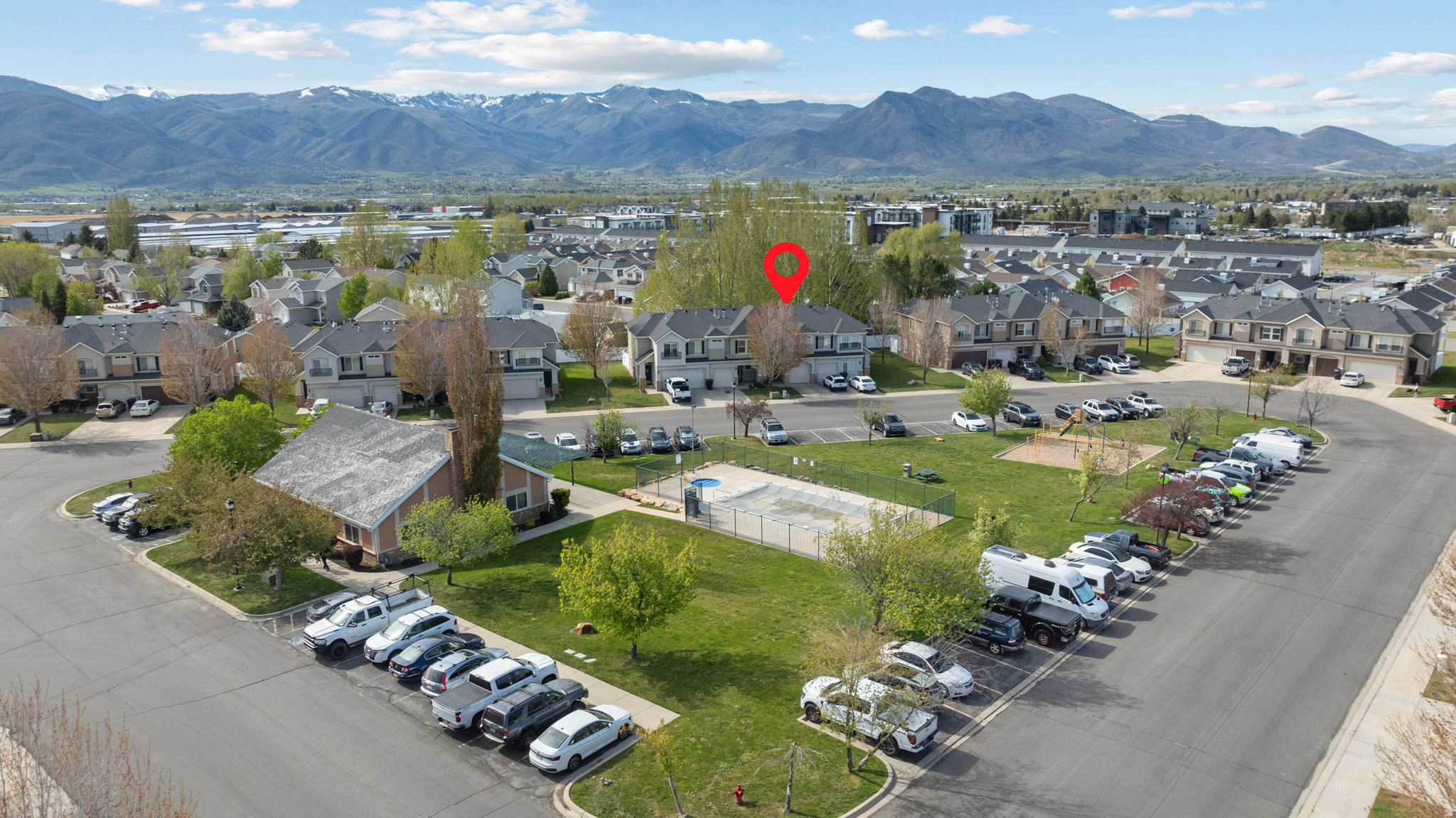 211 GREENFIELD CIR #119