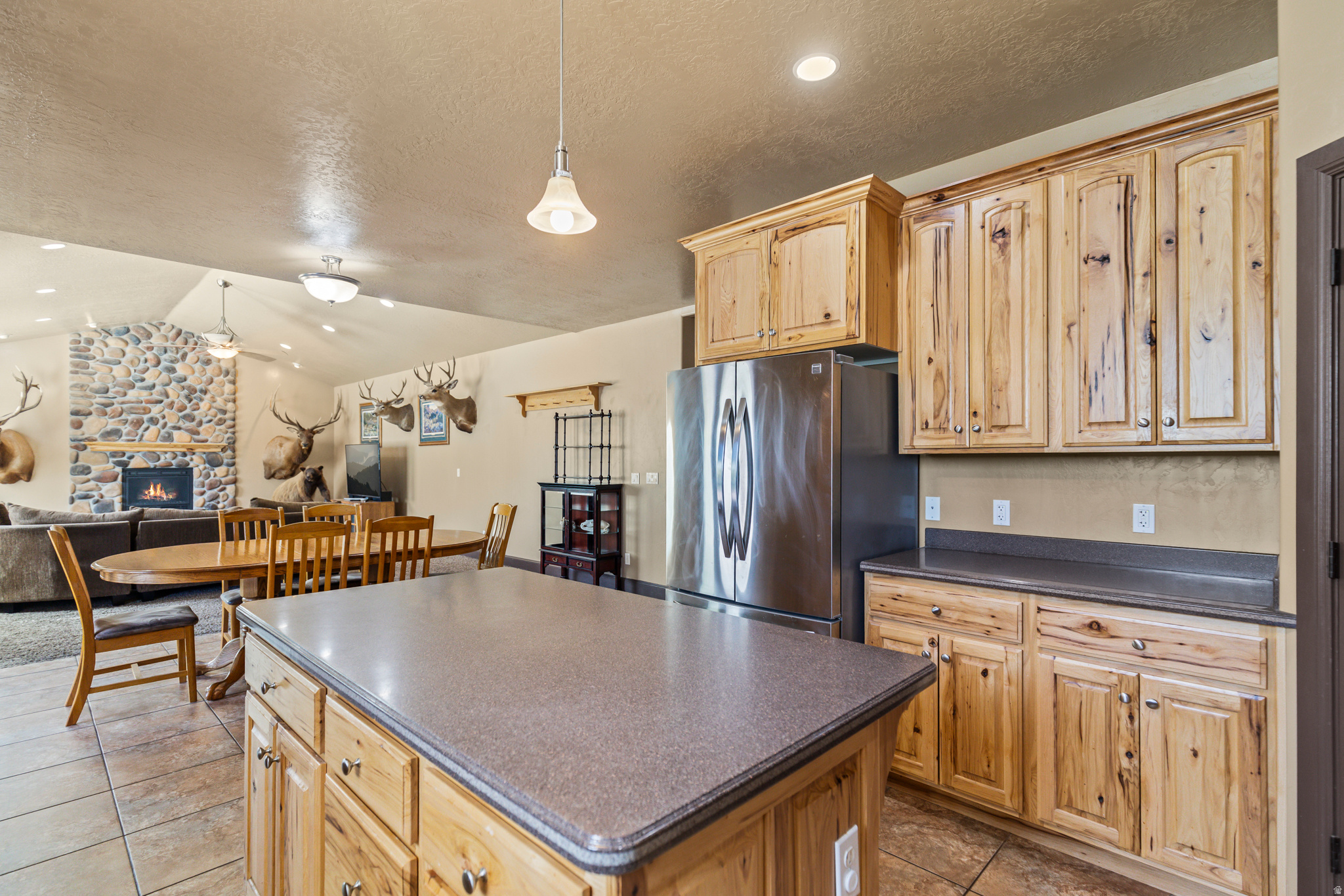 350 N 200 E
