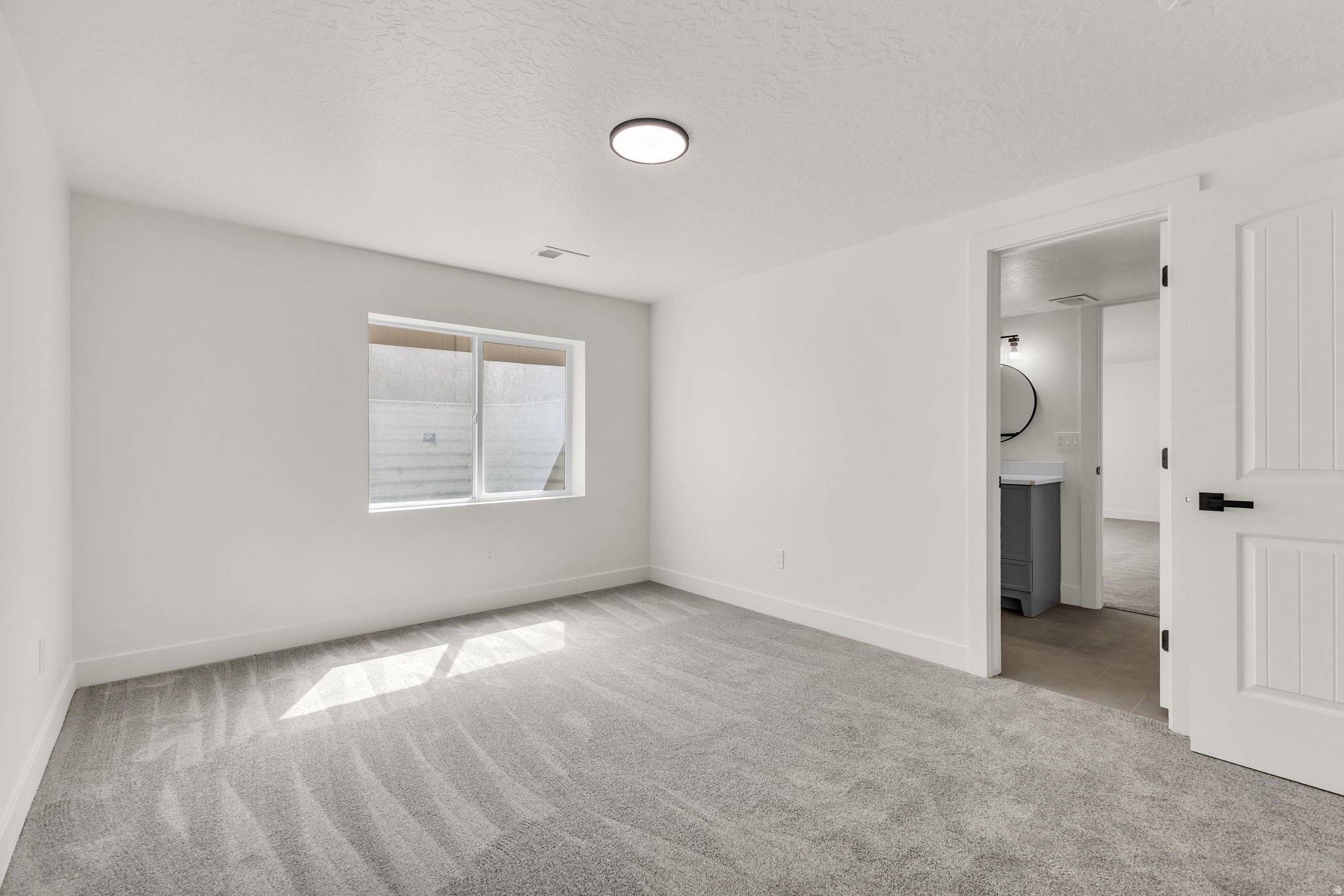 4433 W MANKATO ST