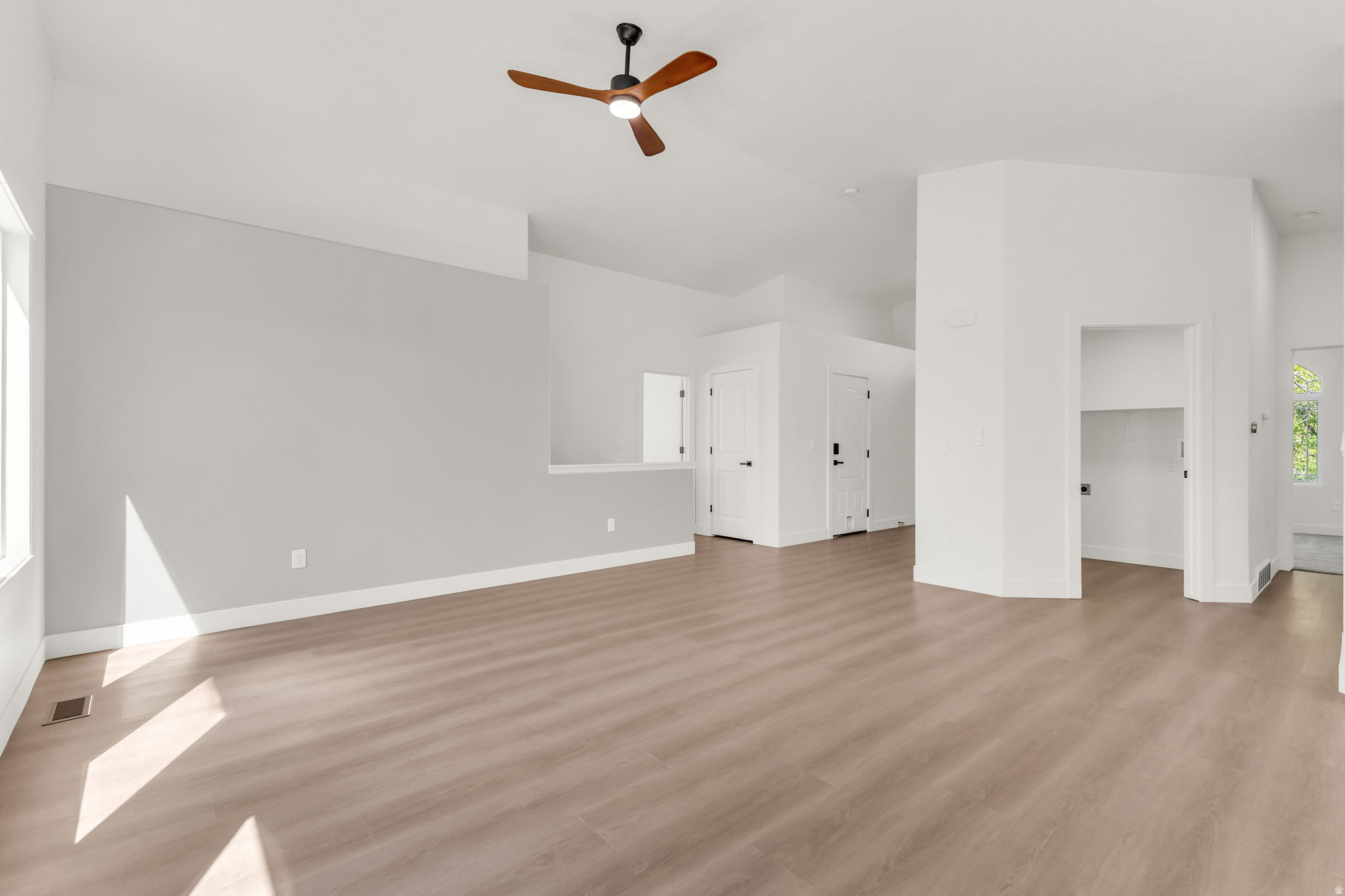 4433 W MANKATO ST