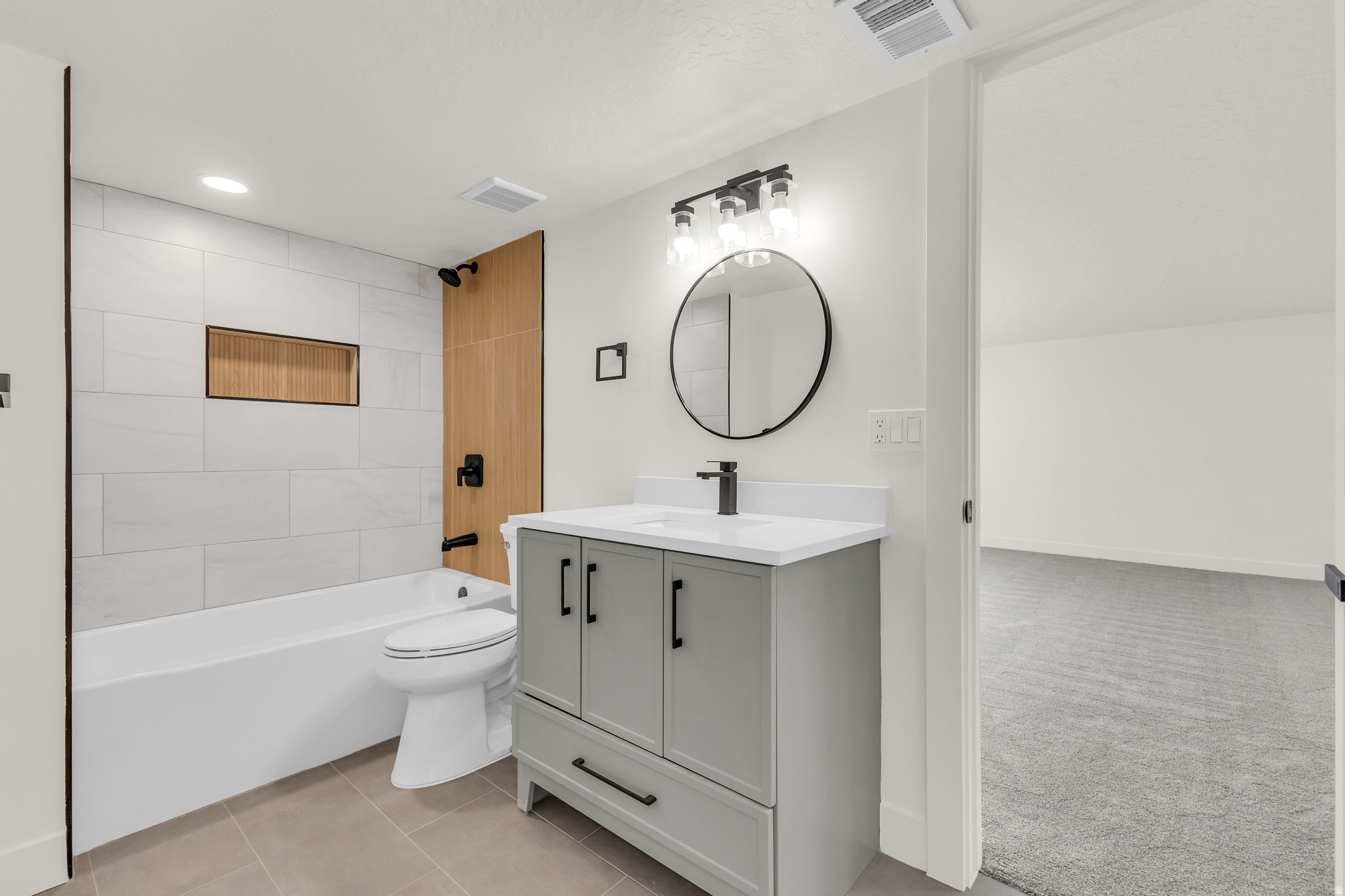 4433 W MANKATO ST