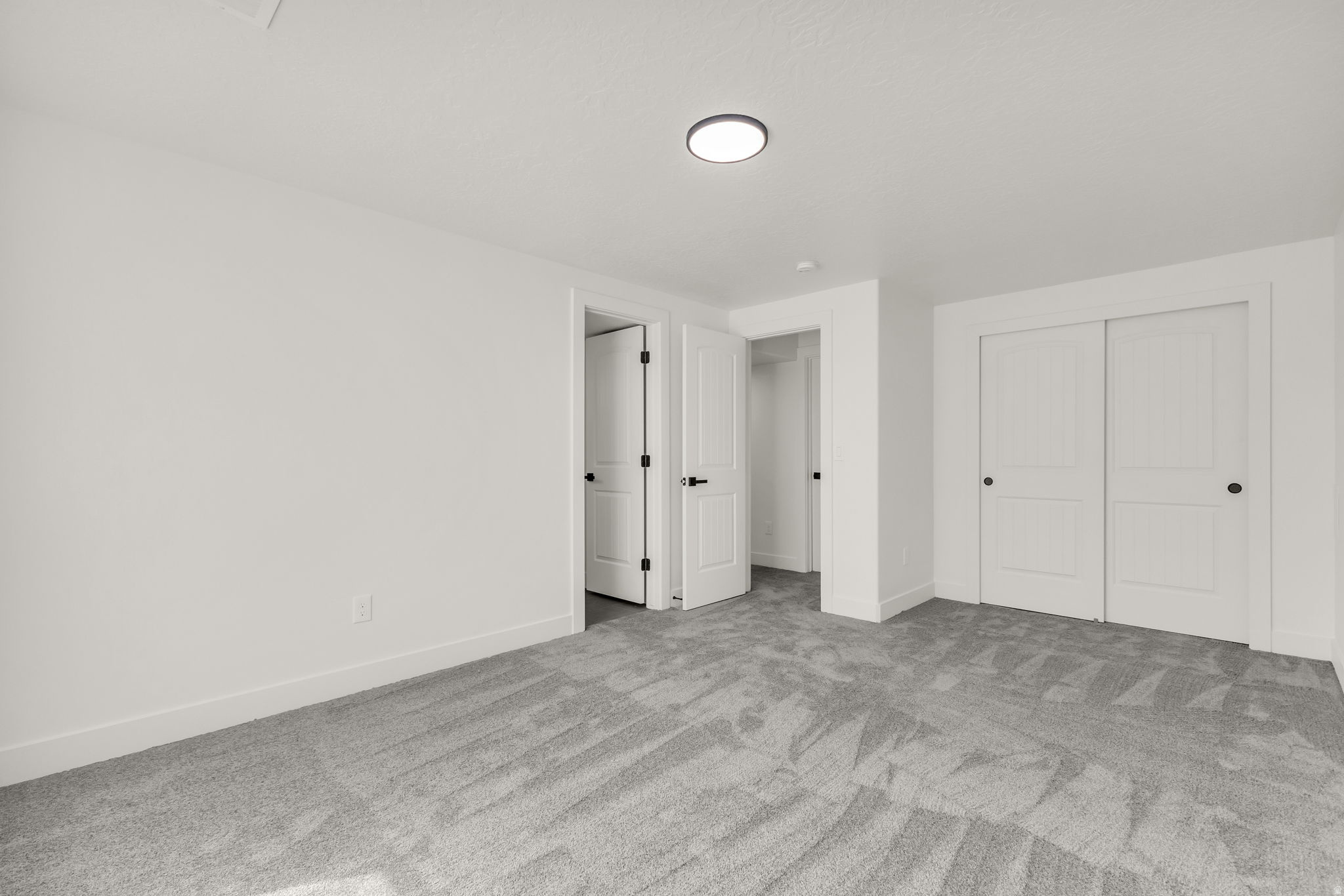 4433 W MANKATO ST