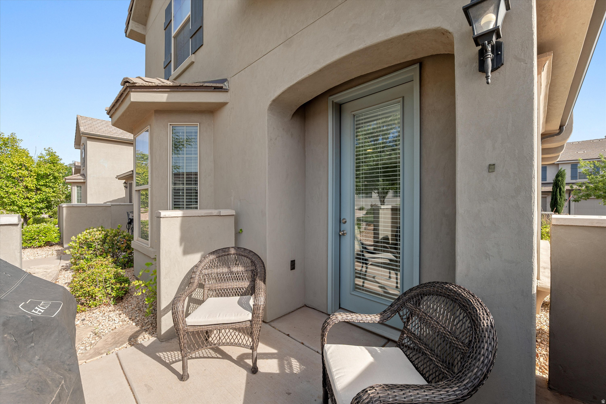 1899 E FIESTA LN