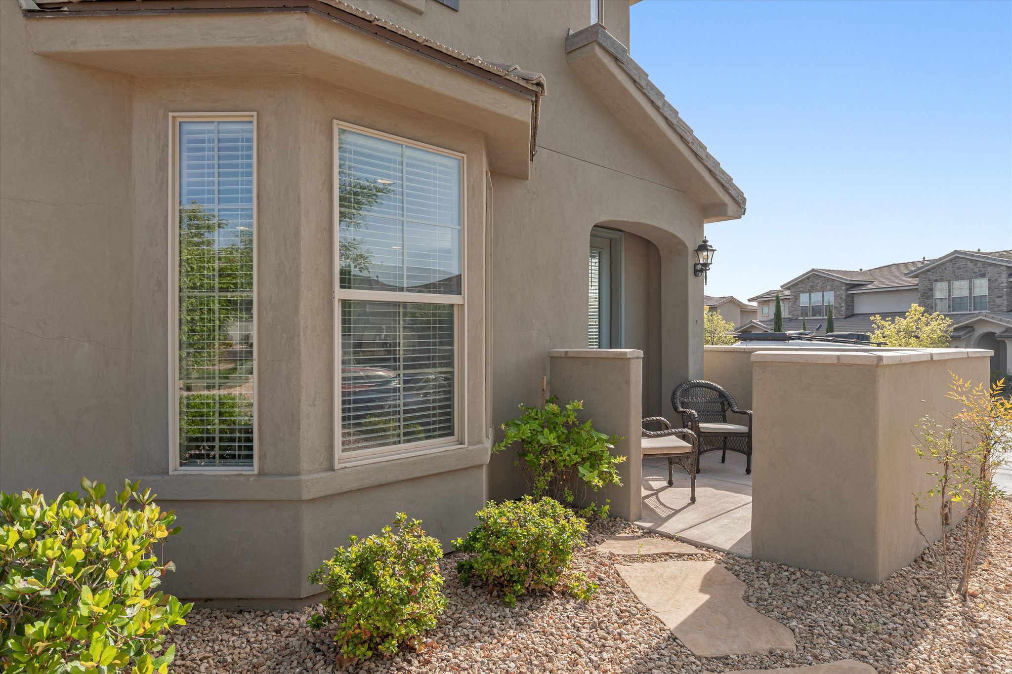1899 E FIESTA LN