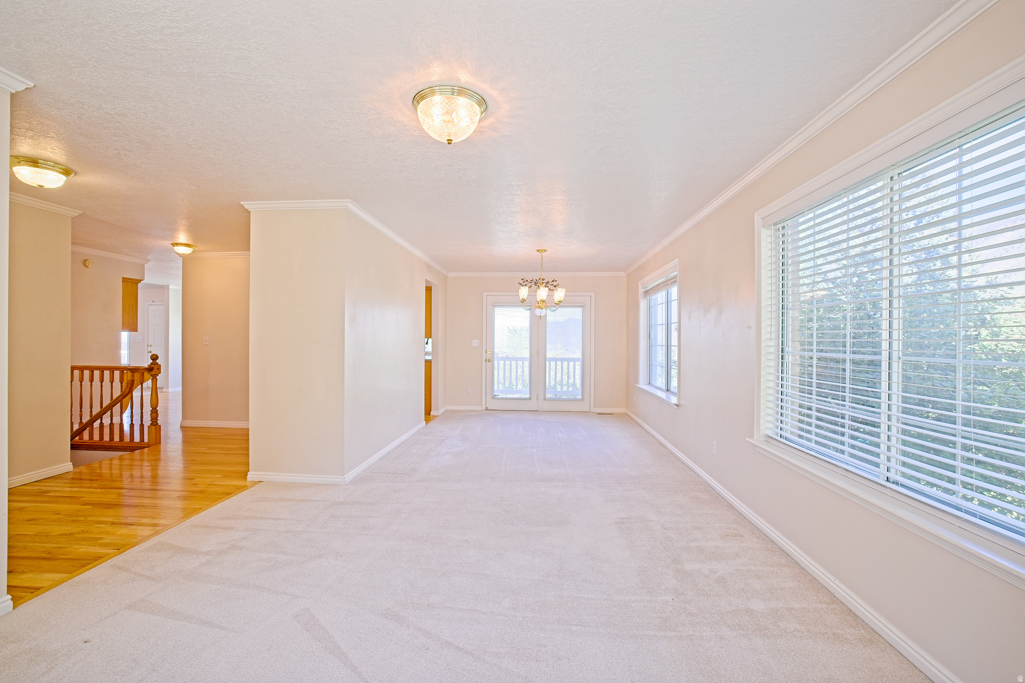 50 E HIGHLINE DR