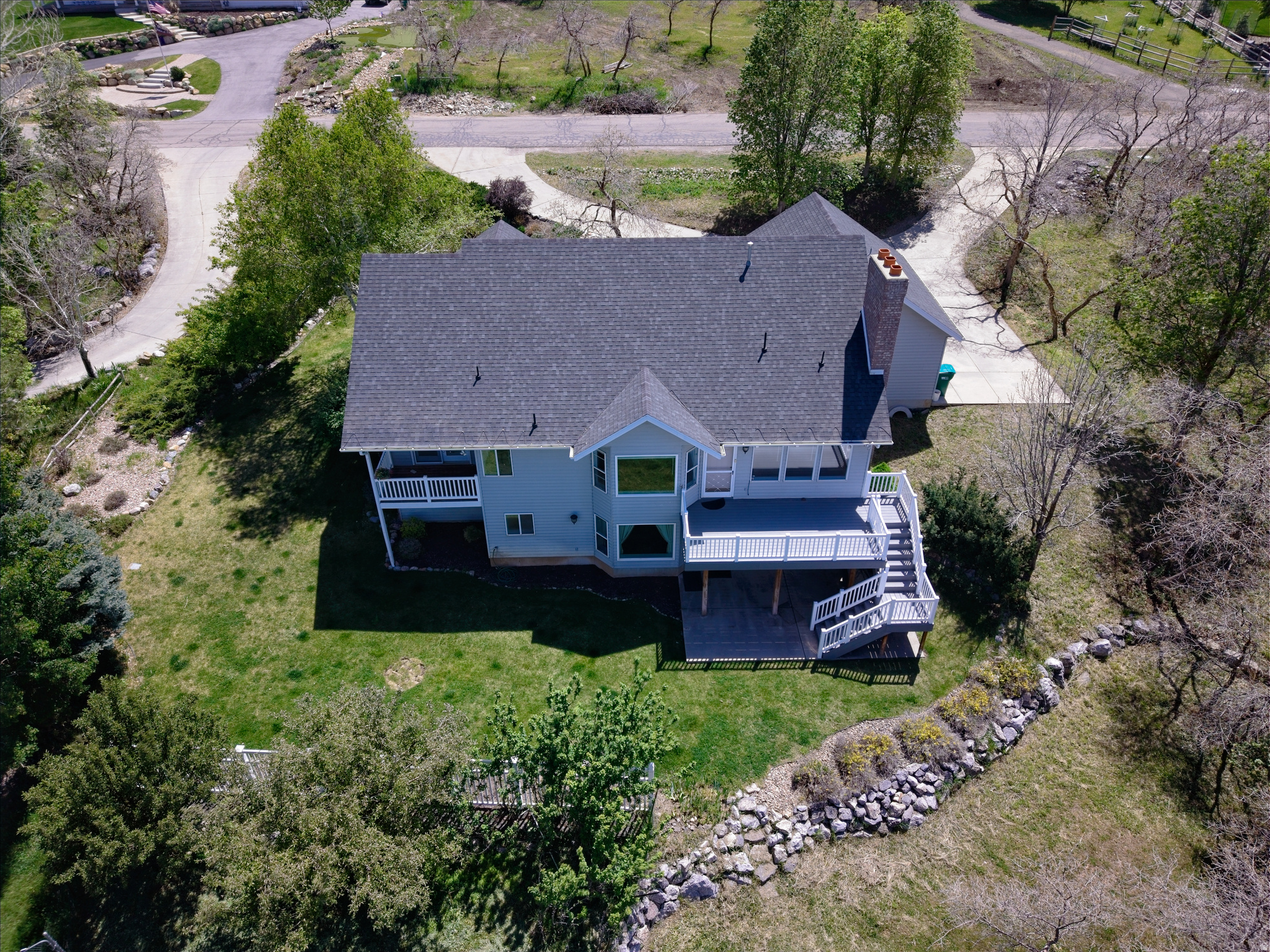 50 E HIGHLINE DR