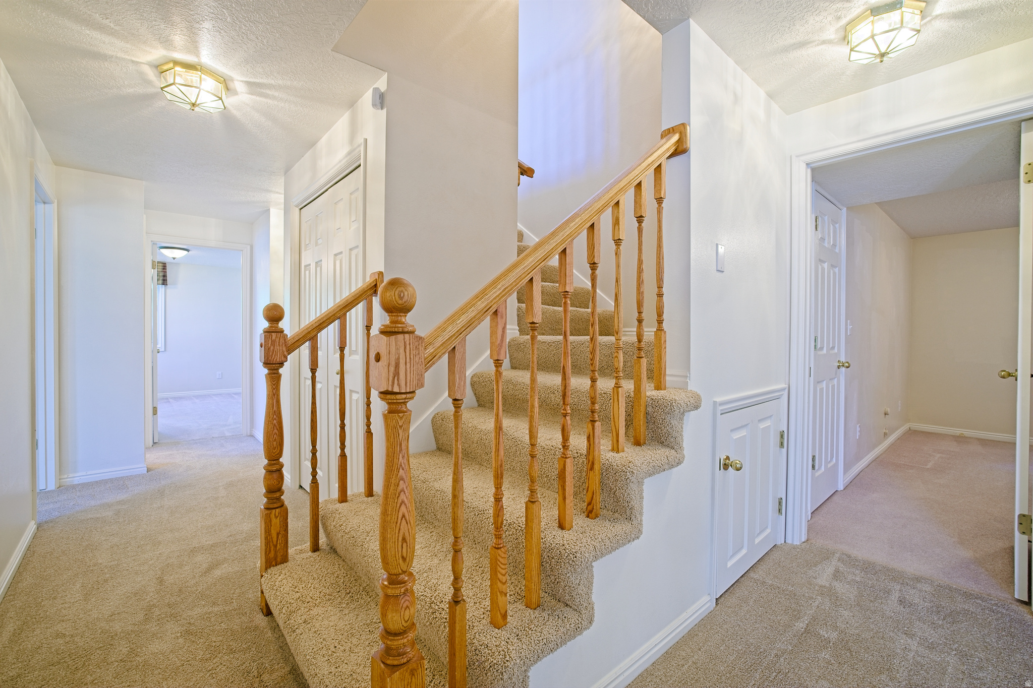 50 E HIGHLINE DR