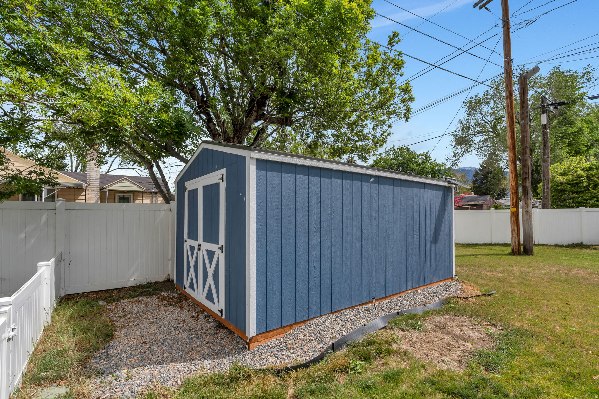 89 LINCOLN AVE