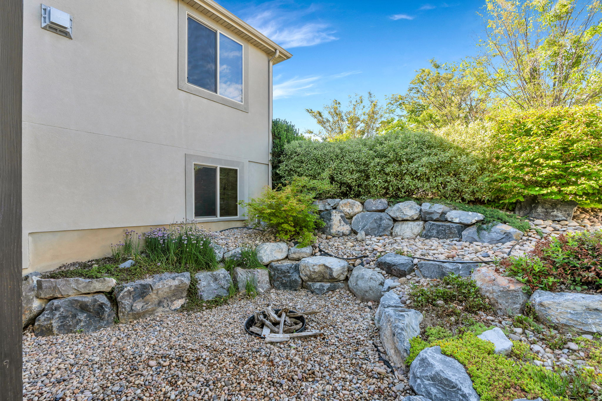 10475 N CANTERBURY DR