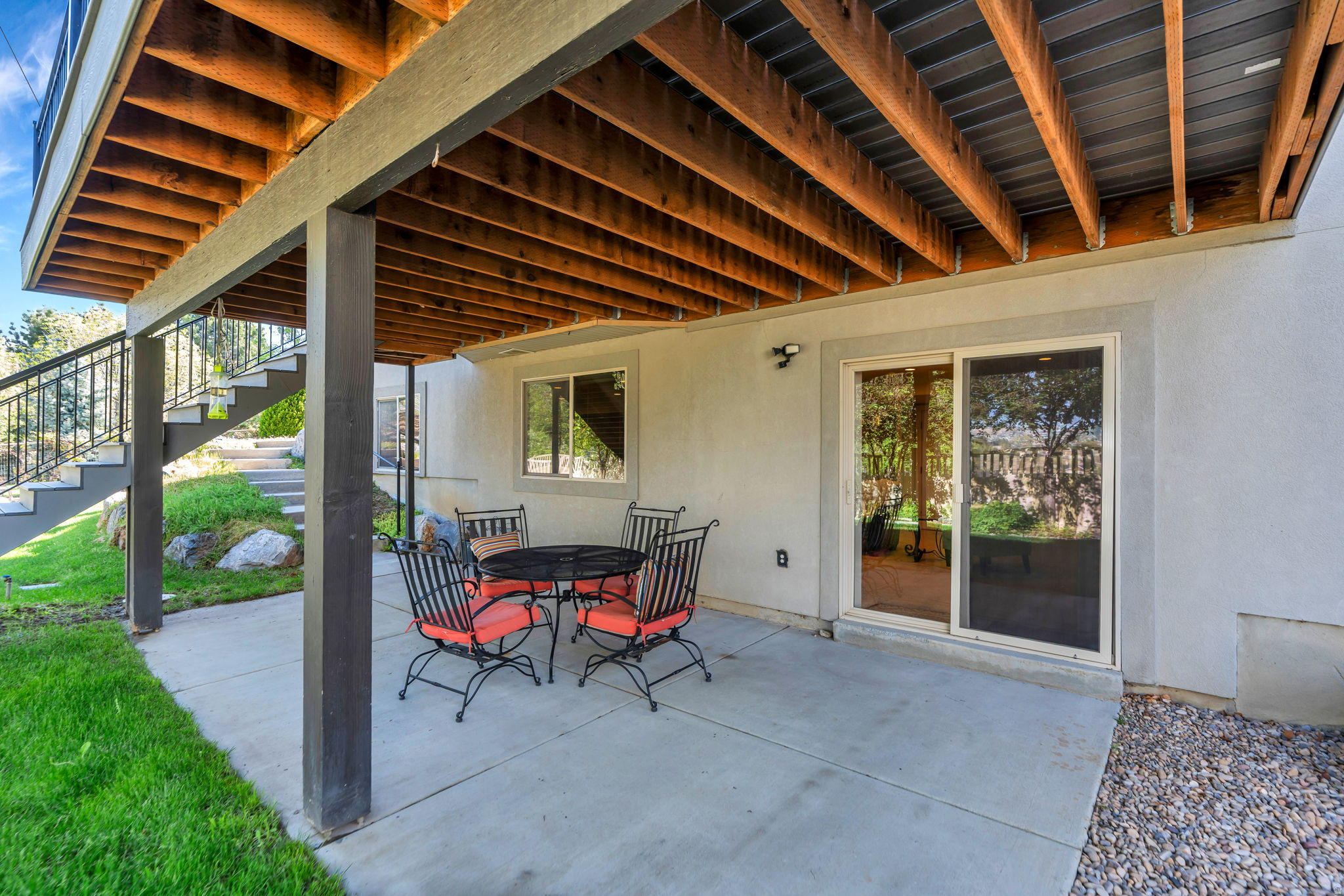 10475 N CANTERBURY DR