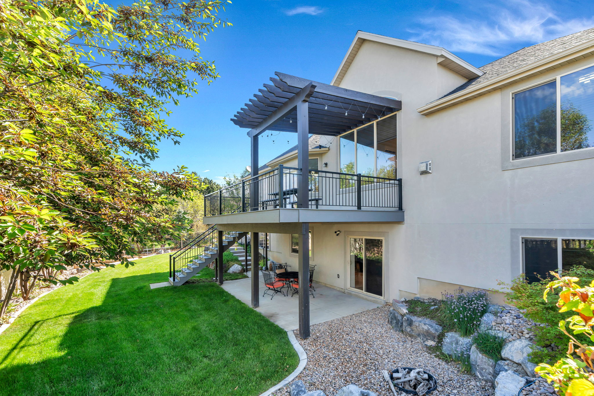 10475 N CANTERBURY DR