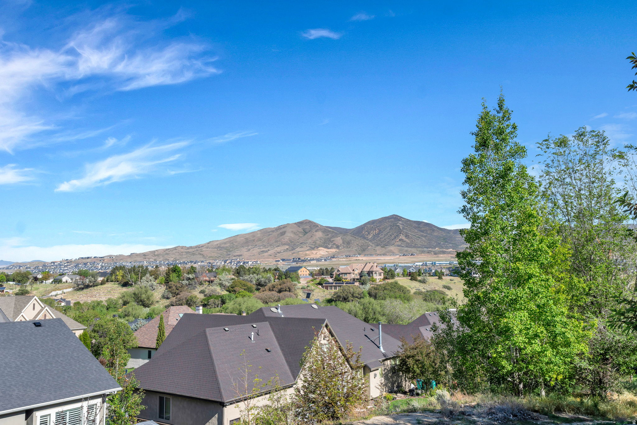 10475 N CANTERBURY DR