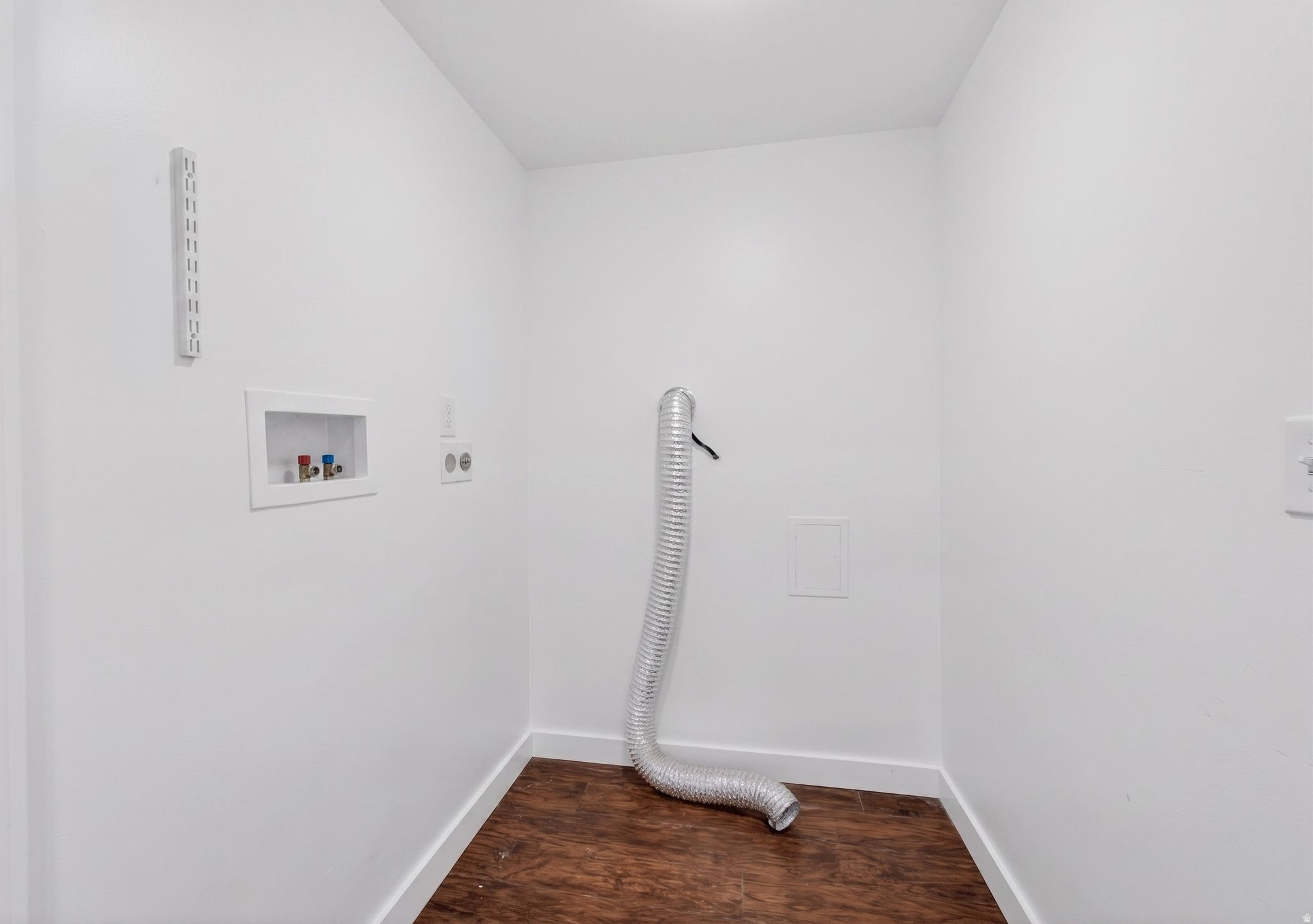 3182 N 980 W
