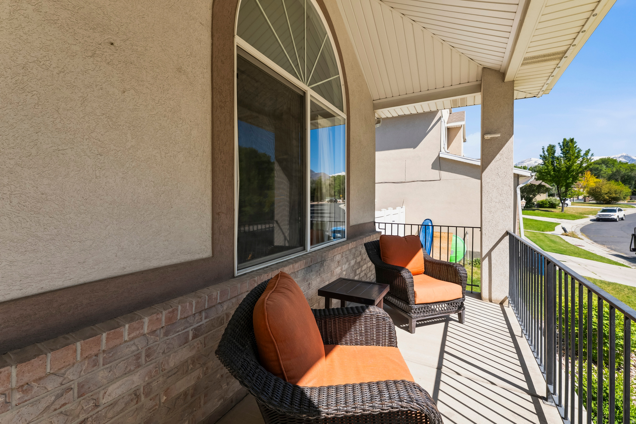 665 RIVERWALK DR