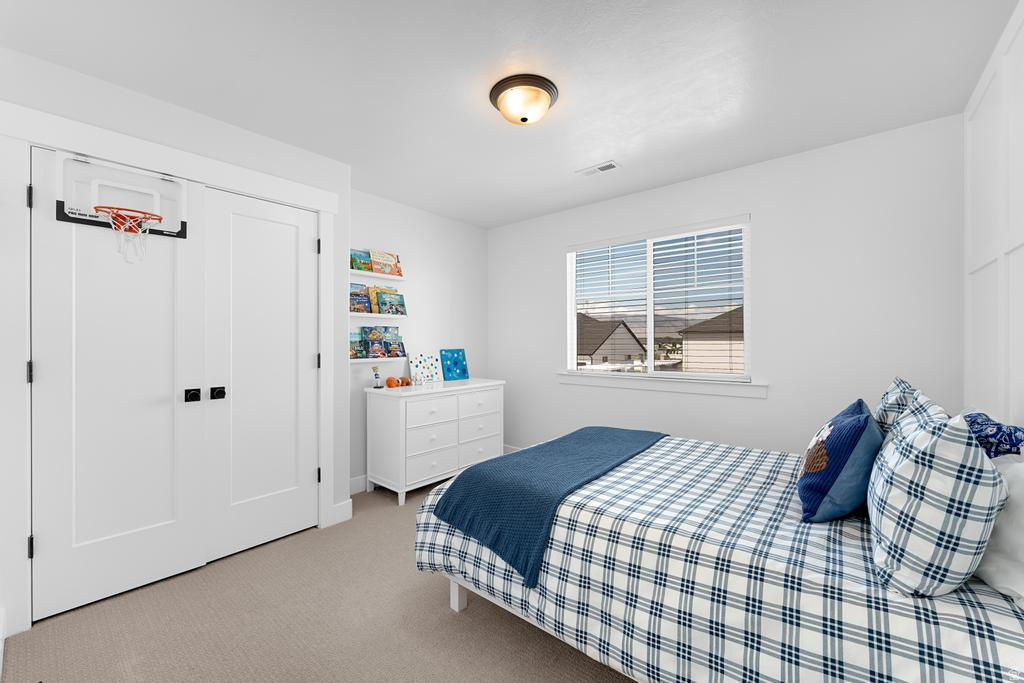 213 S COTTONWOOD RD
