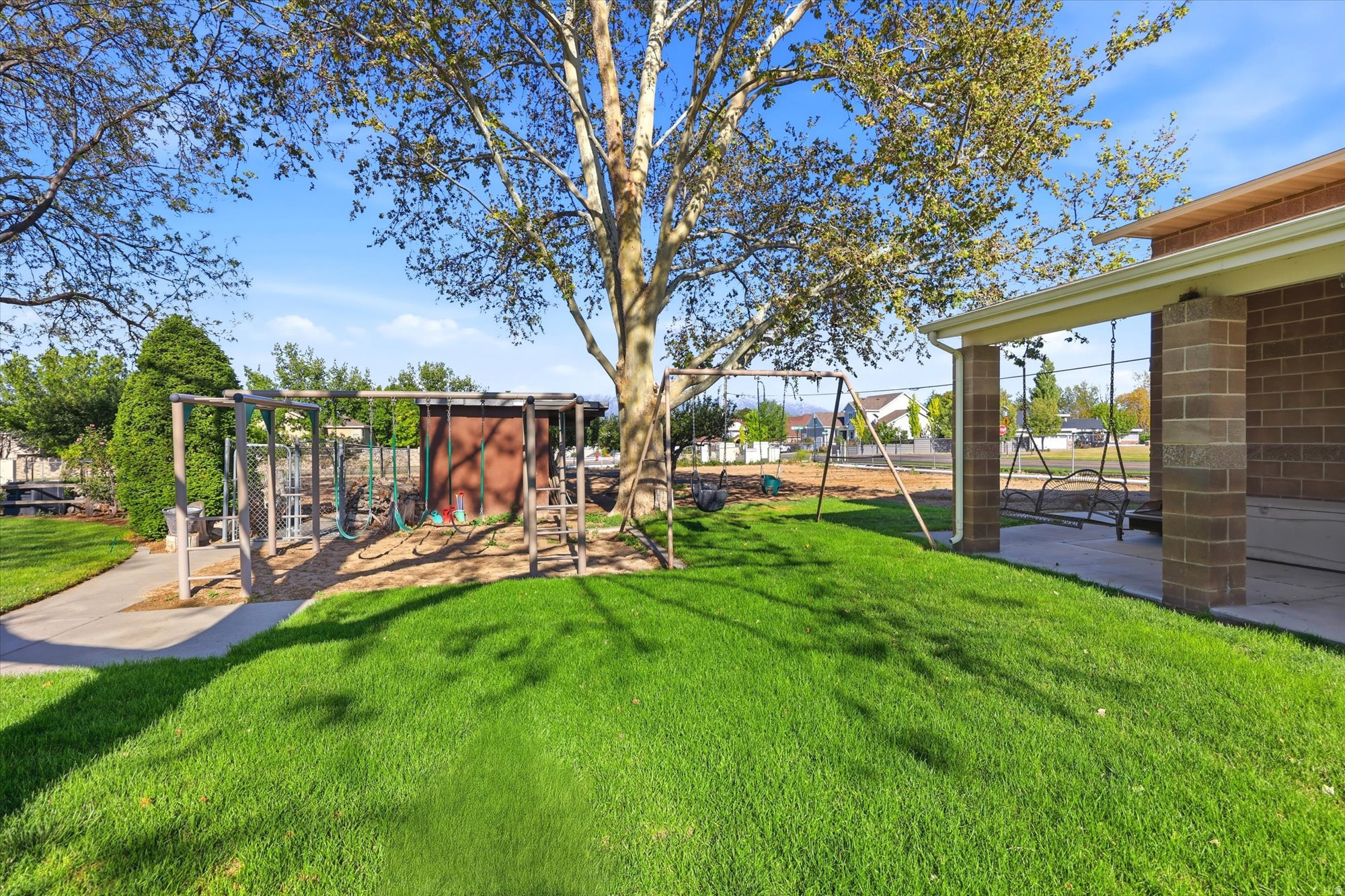 10185 S CHATTEL CIR