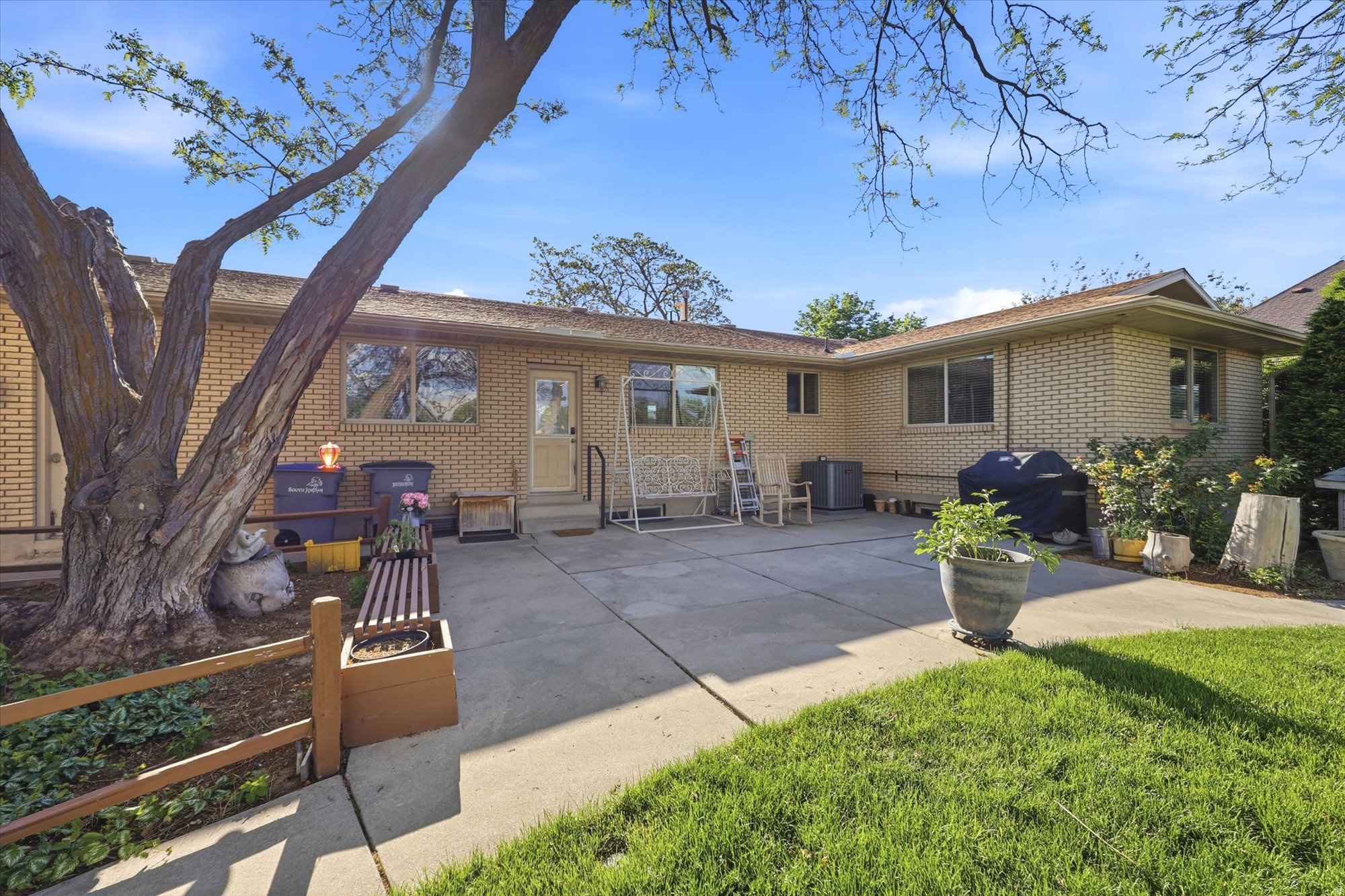 10185 S CHATTEL CIR