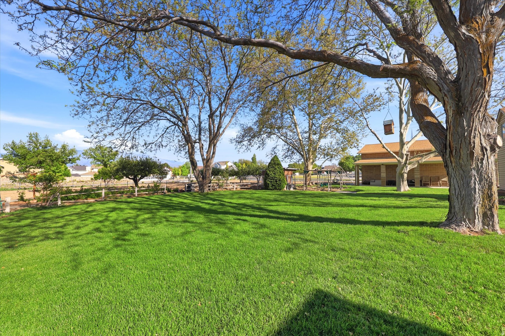 10185 S CHATTEL CIR