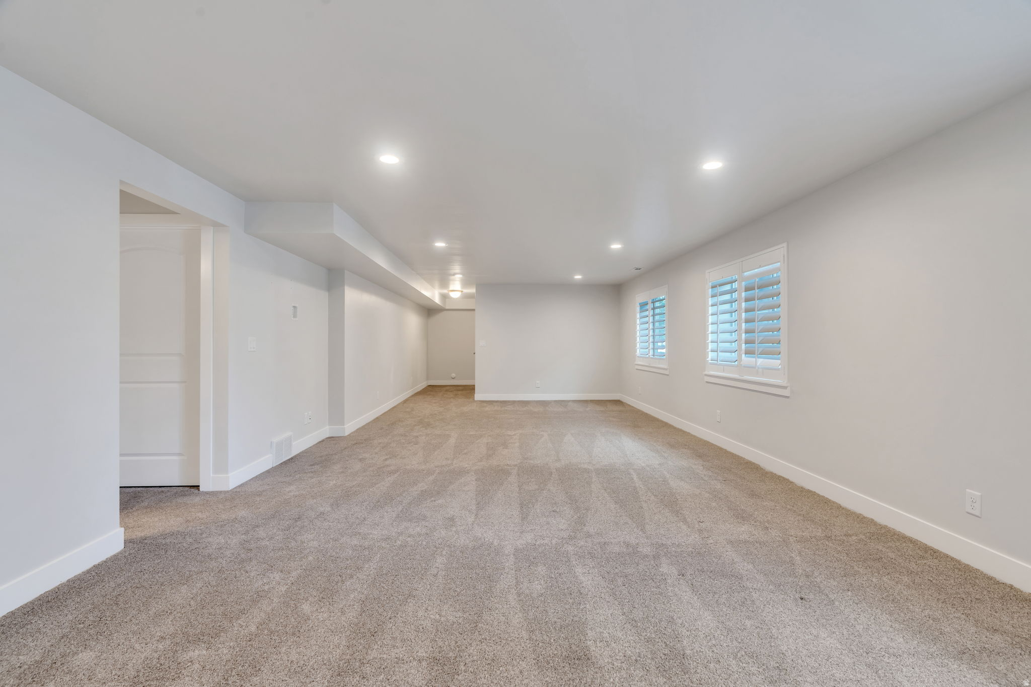1523 E SEGO LILY CT