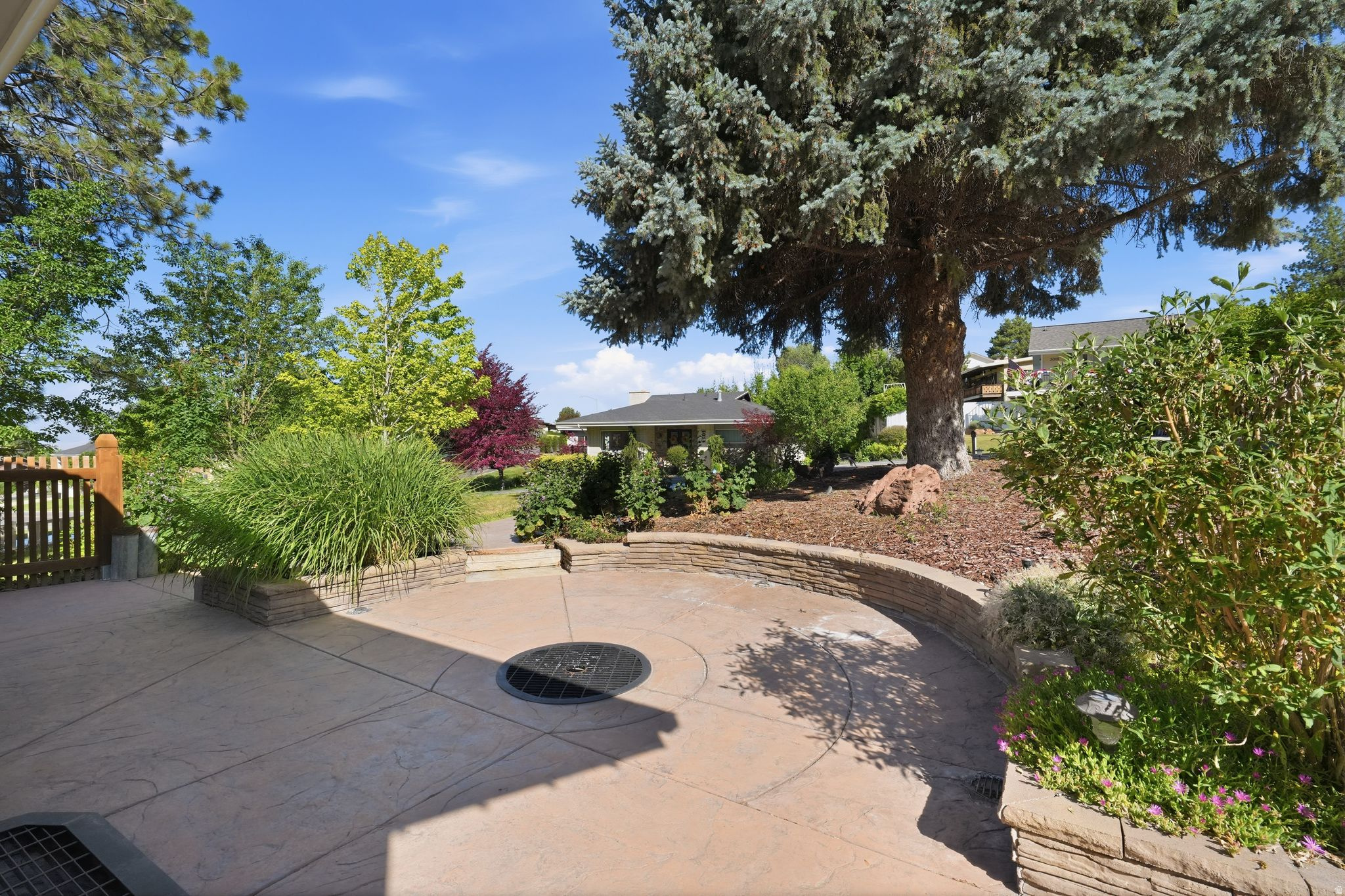 3006 N INDIAN HILLS DR