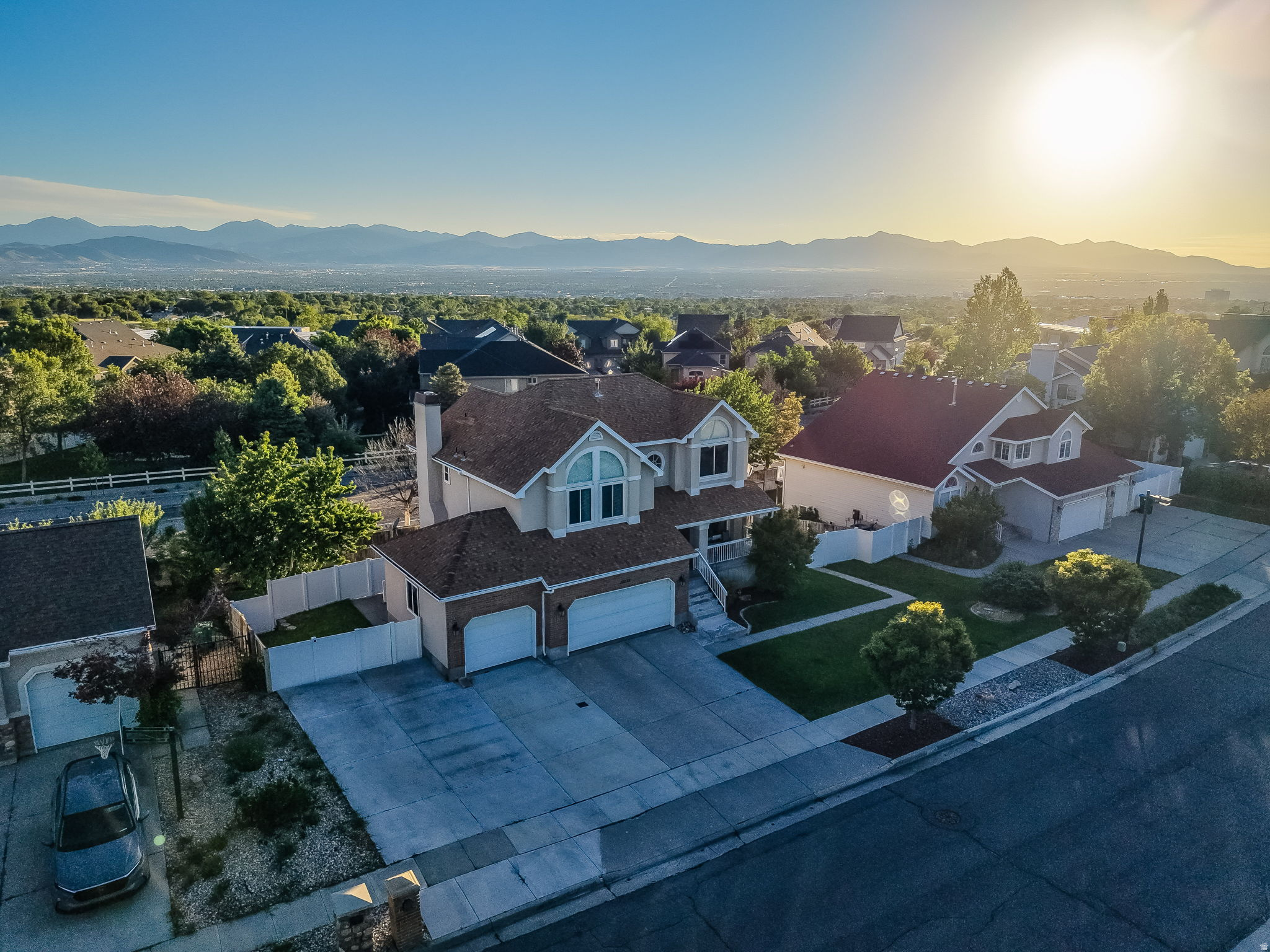 10238 S SNOW IRIS WAY
