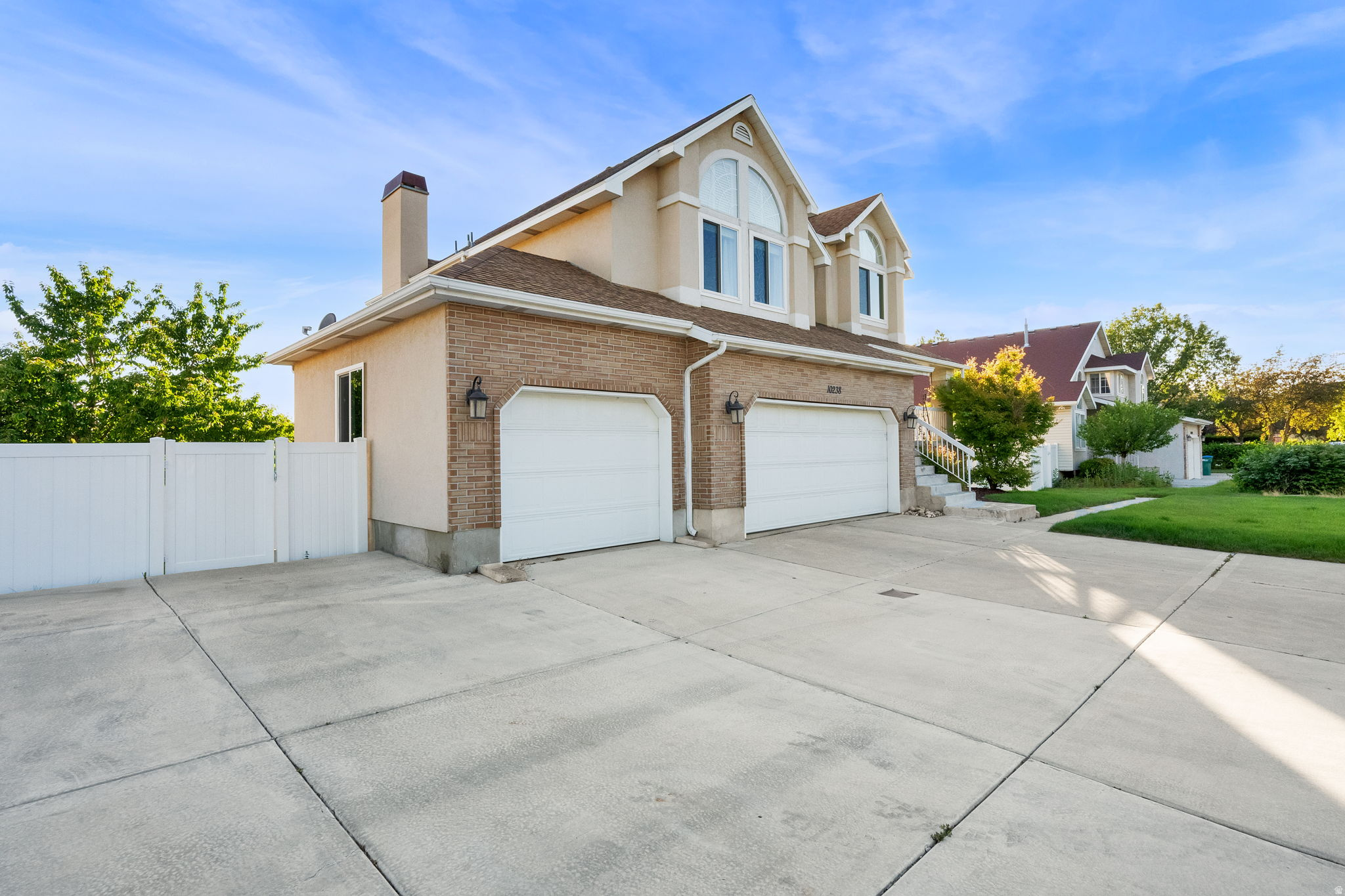 10238 S SNOW IRIS WAY