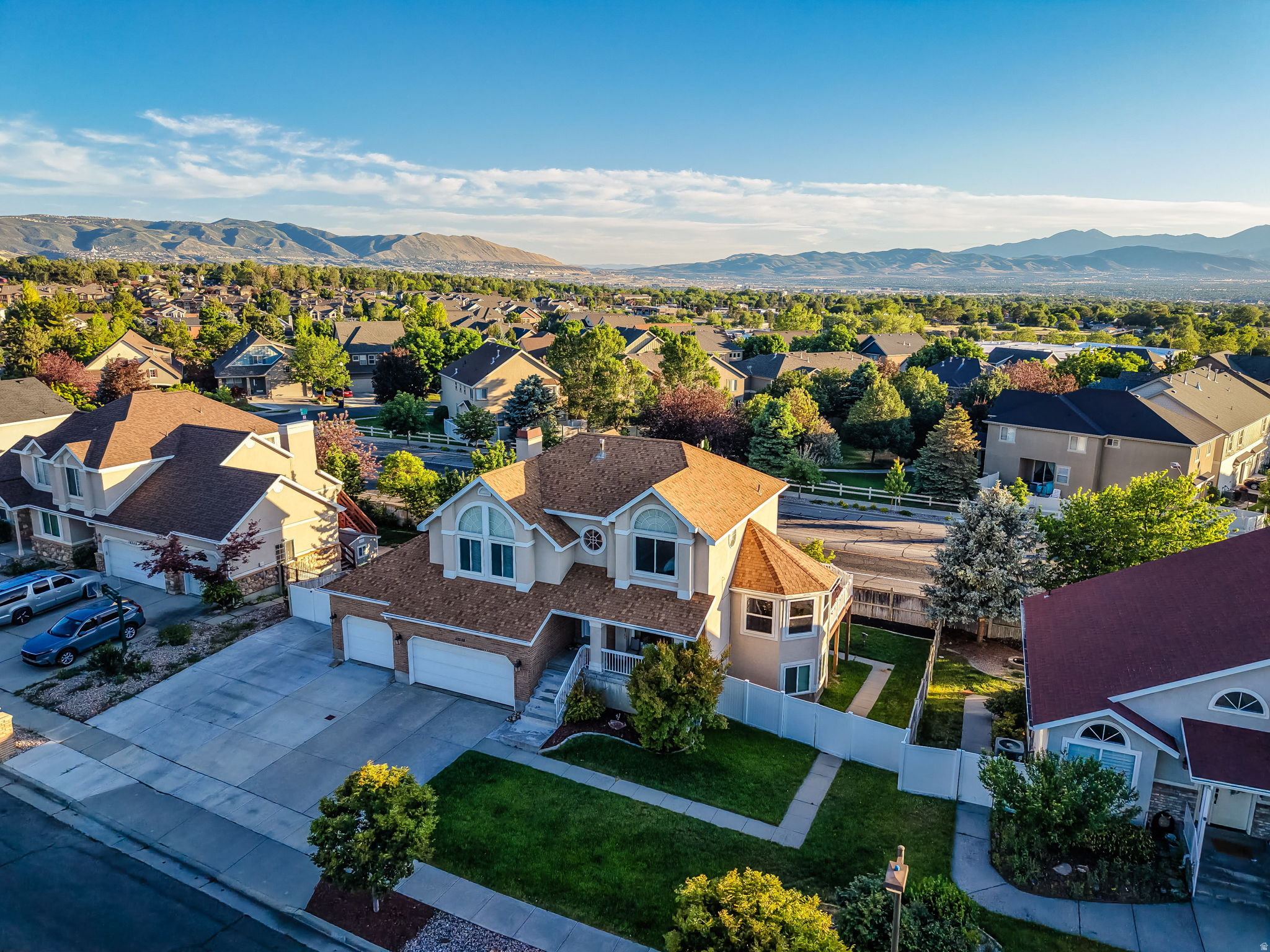 10238 S SNOW IRIS WAY