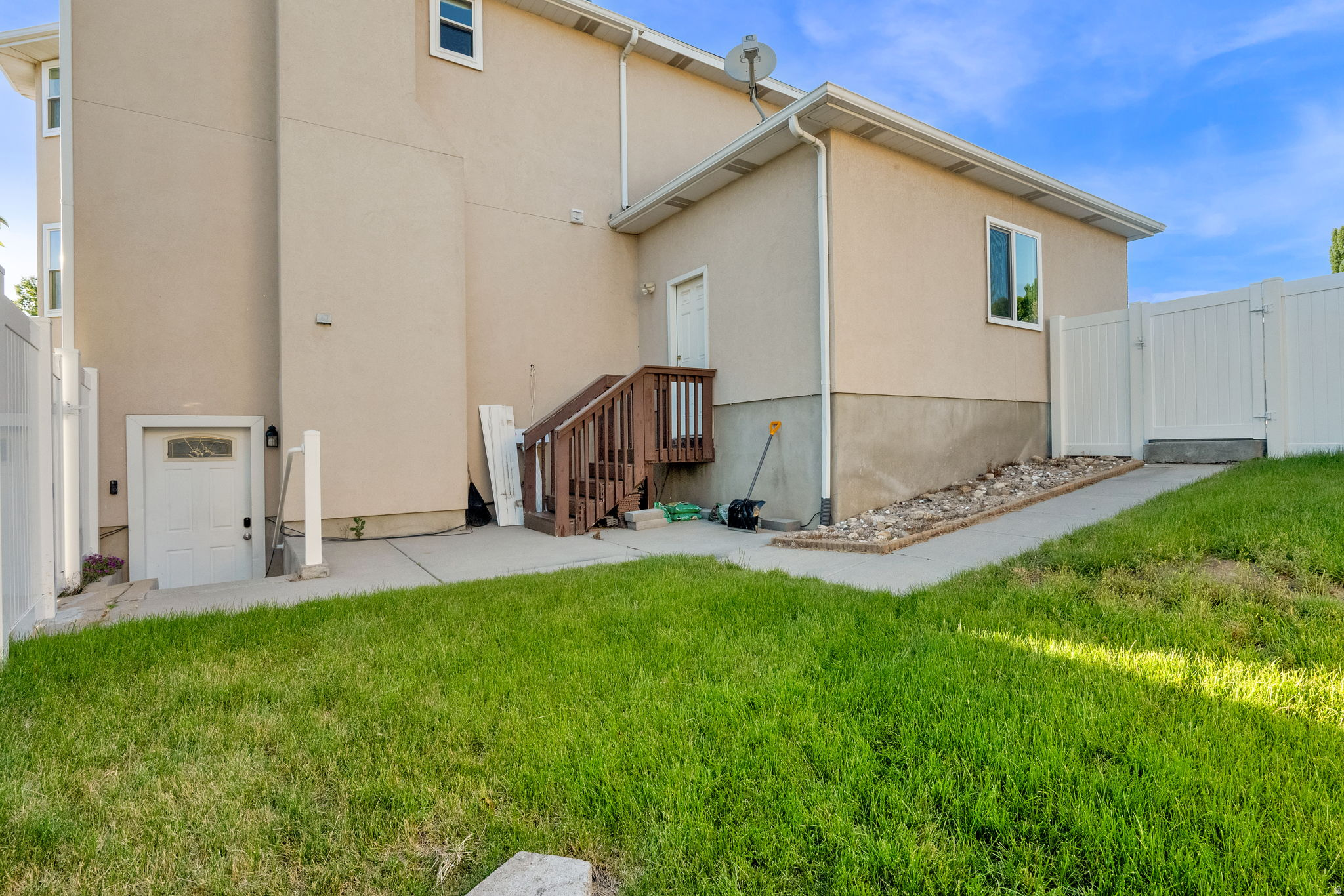 10238 S SNOW IRIS WAY
