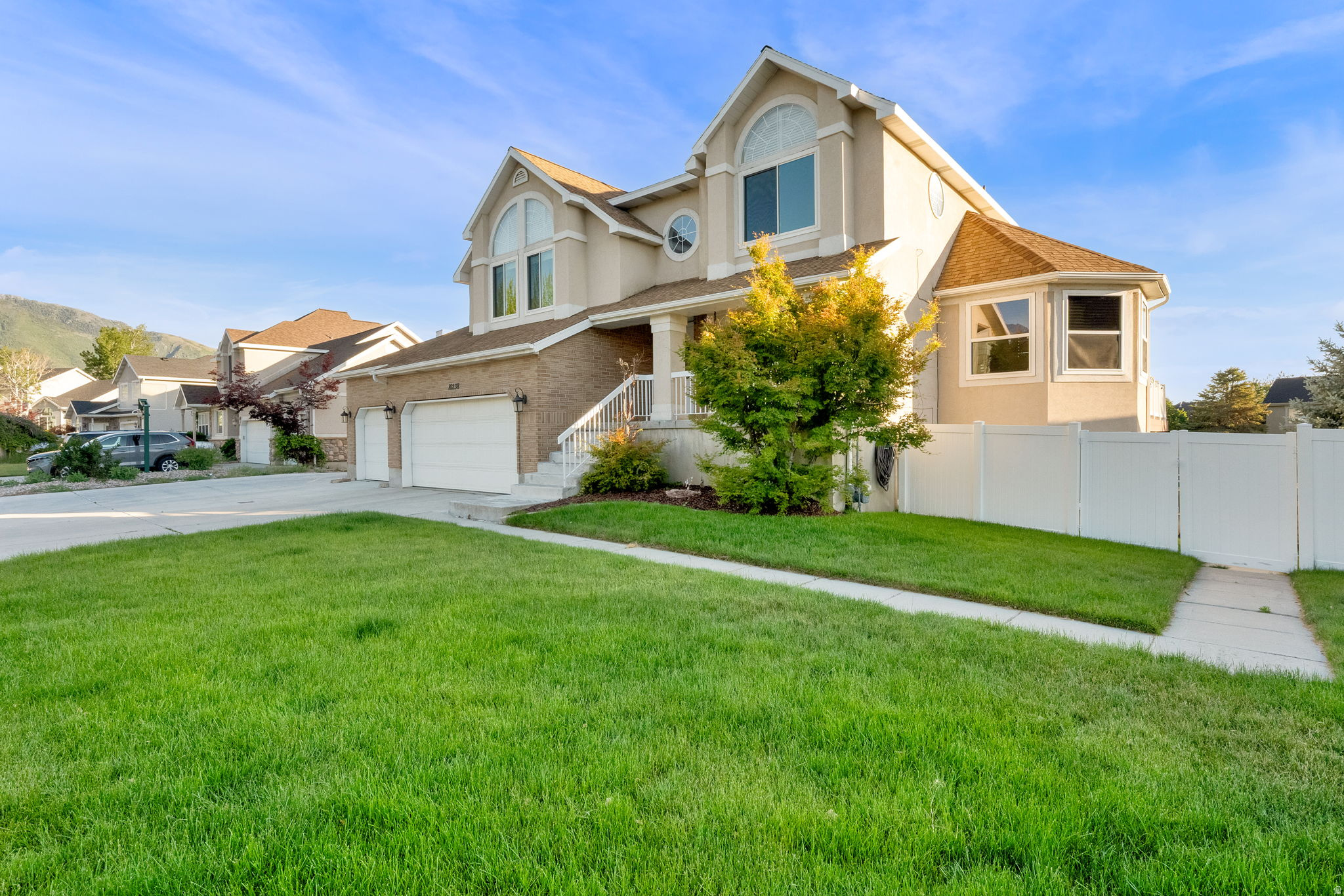 10238 S SNOW IRIS WAY