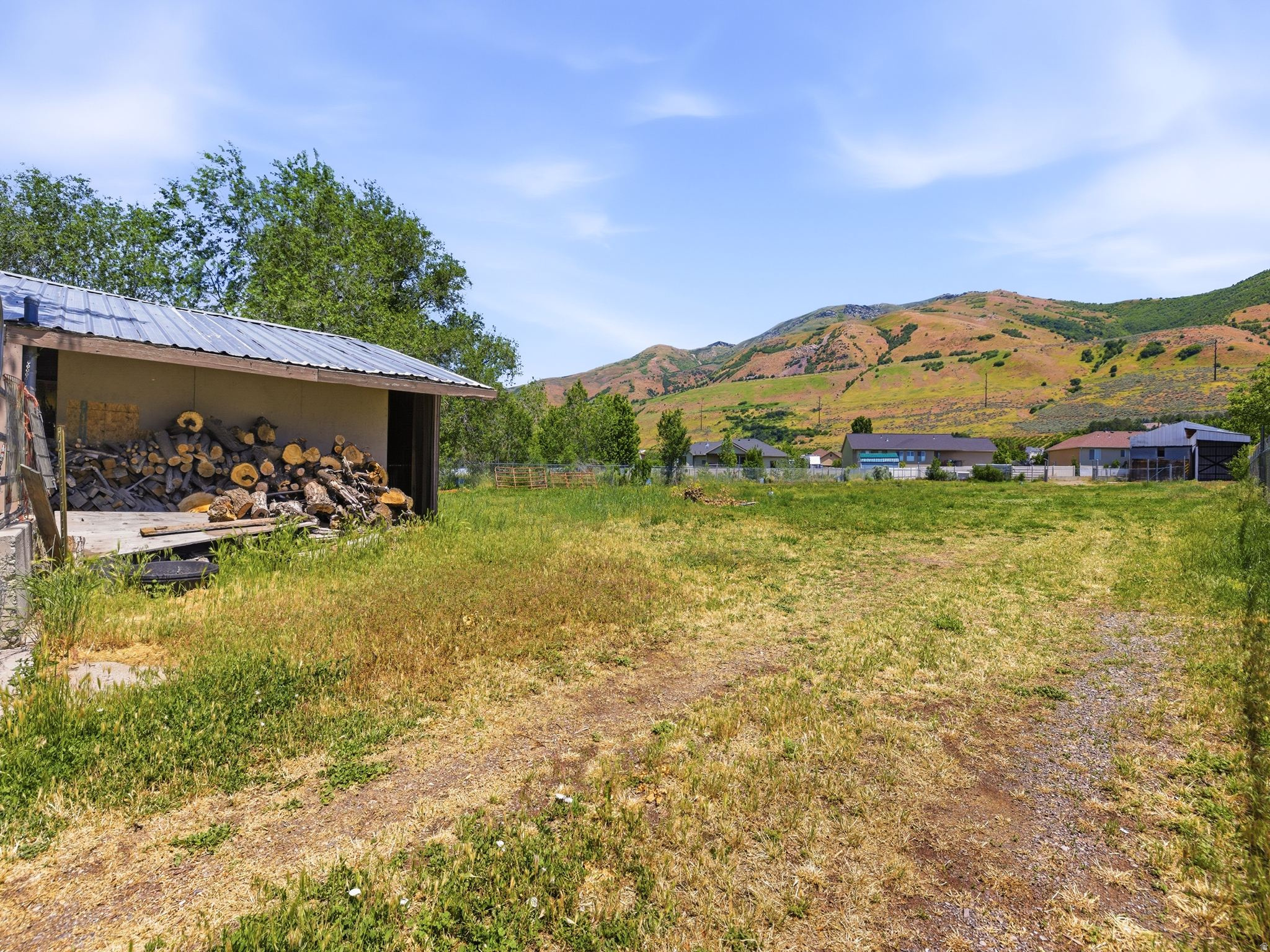 2175 S HWY 89