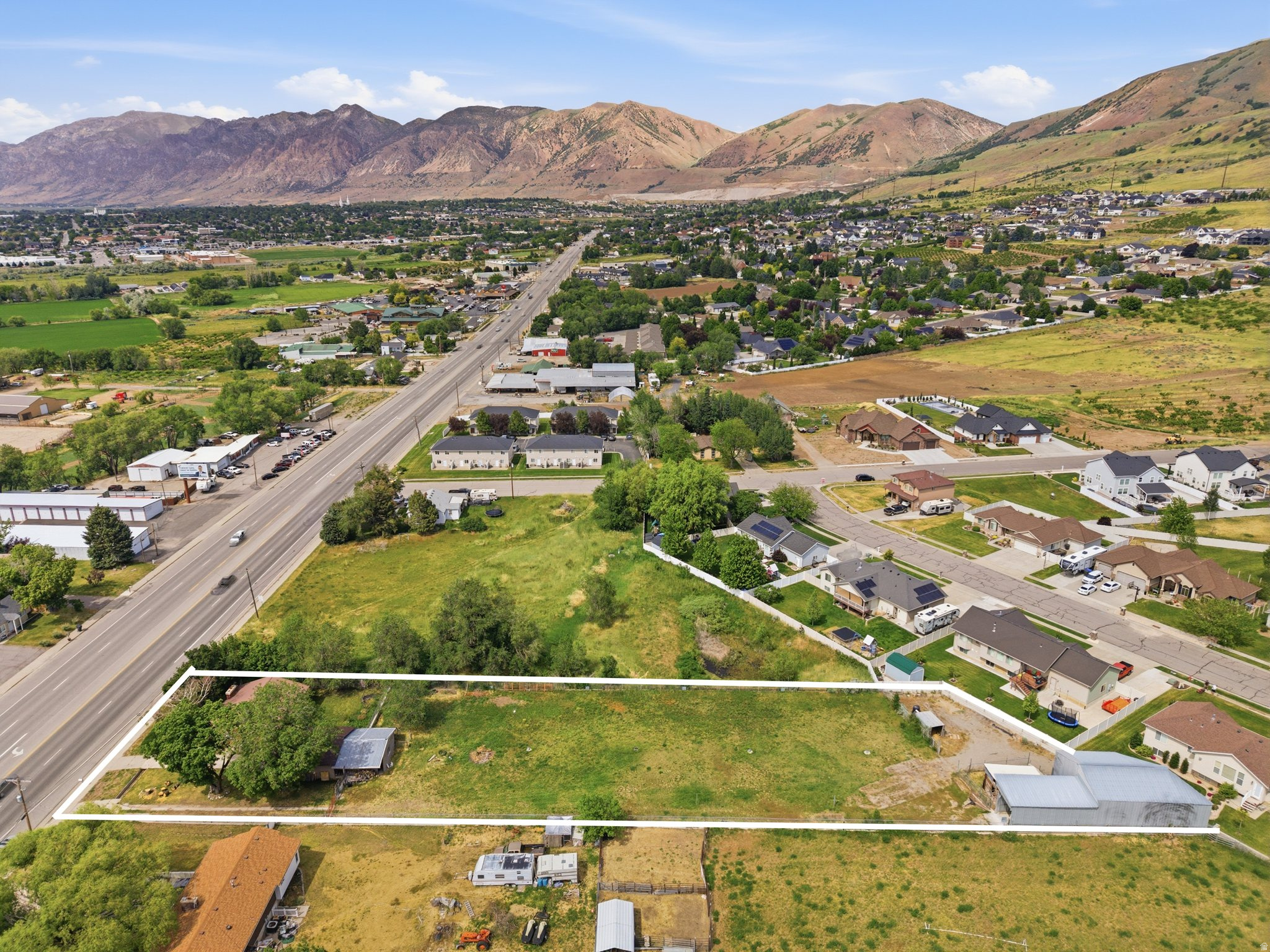 2175 S HWY 89