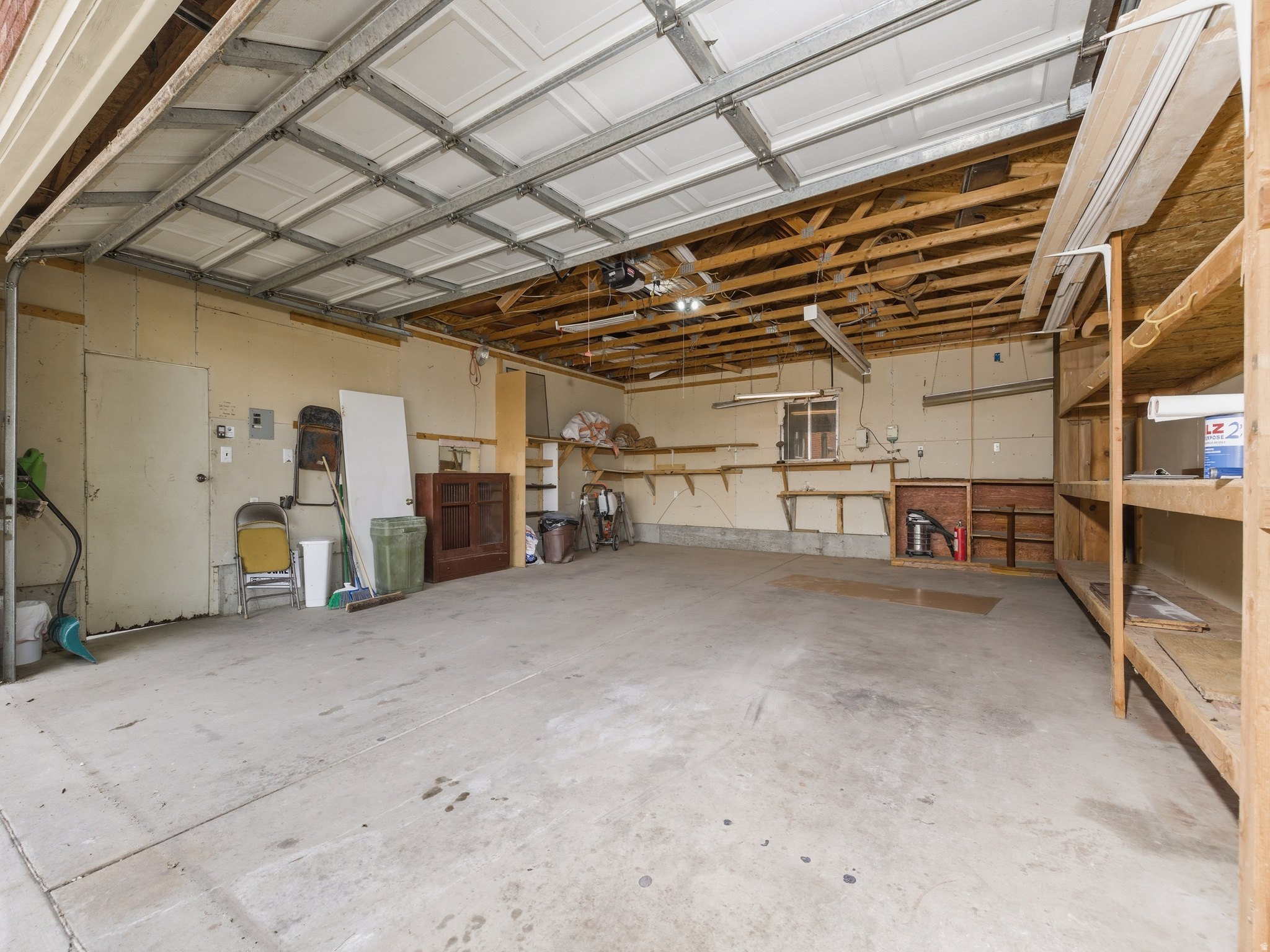 2175 S HWY 89