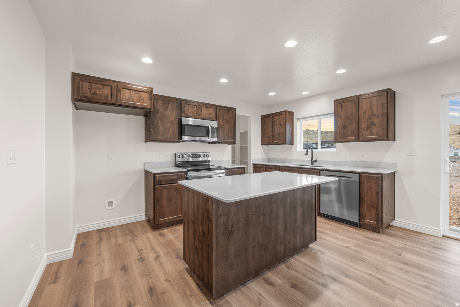 1558 S WHITE SAGE DR MART #SR 322