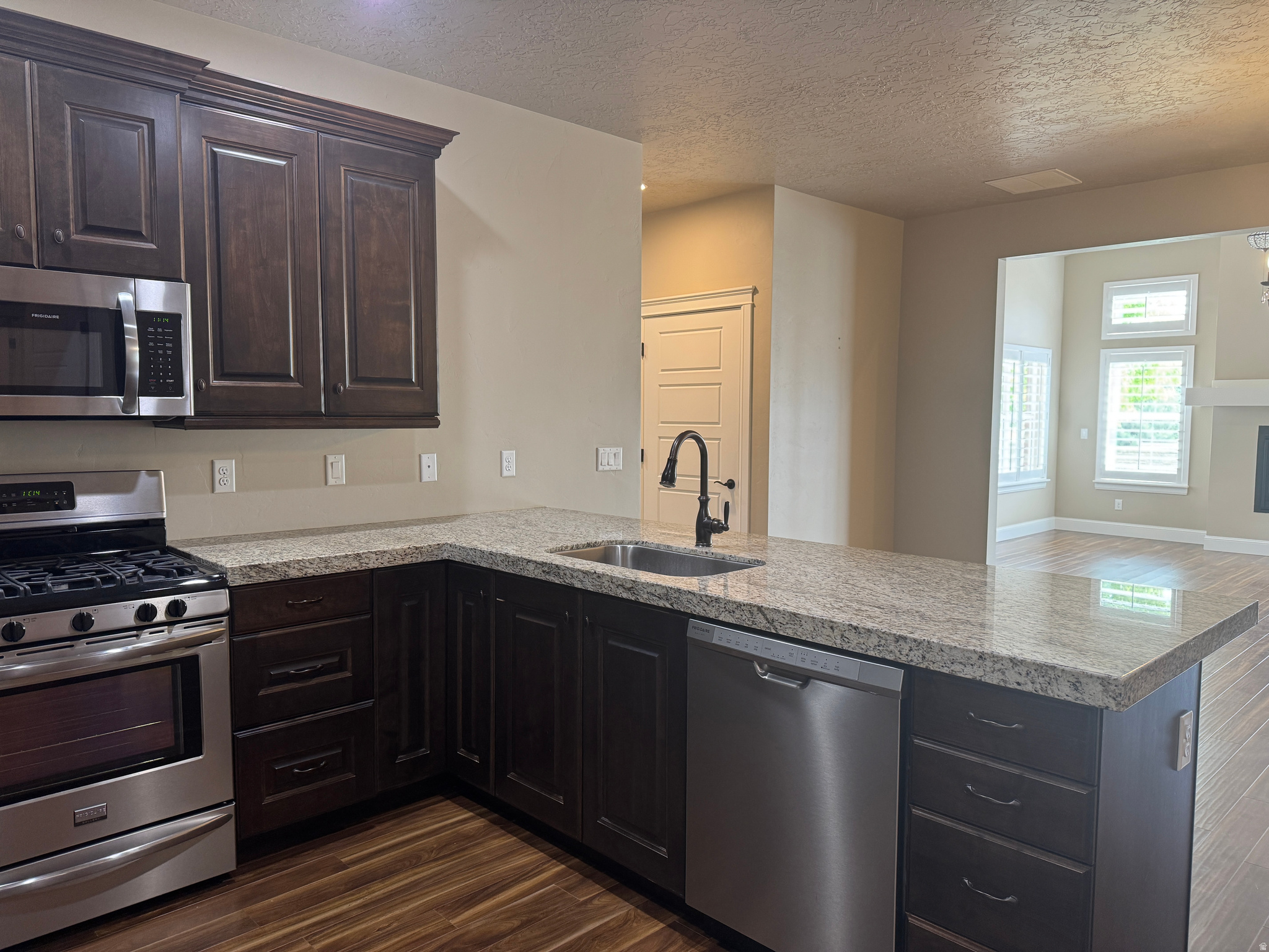 3214 W HARVEST CHASE DR