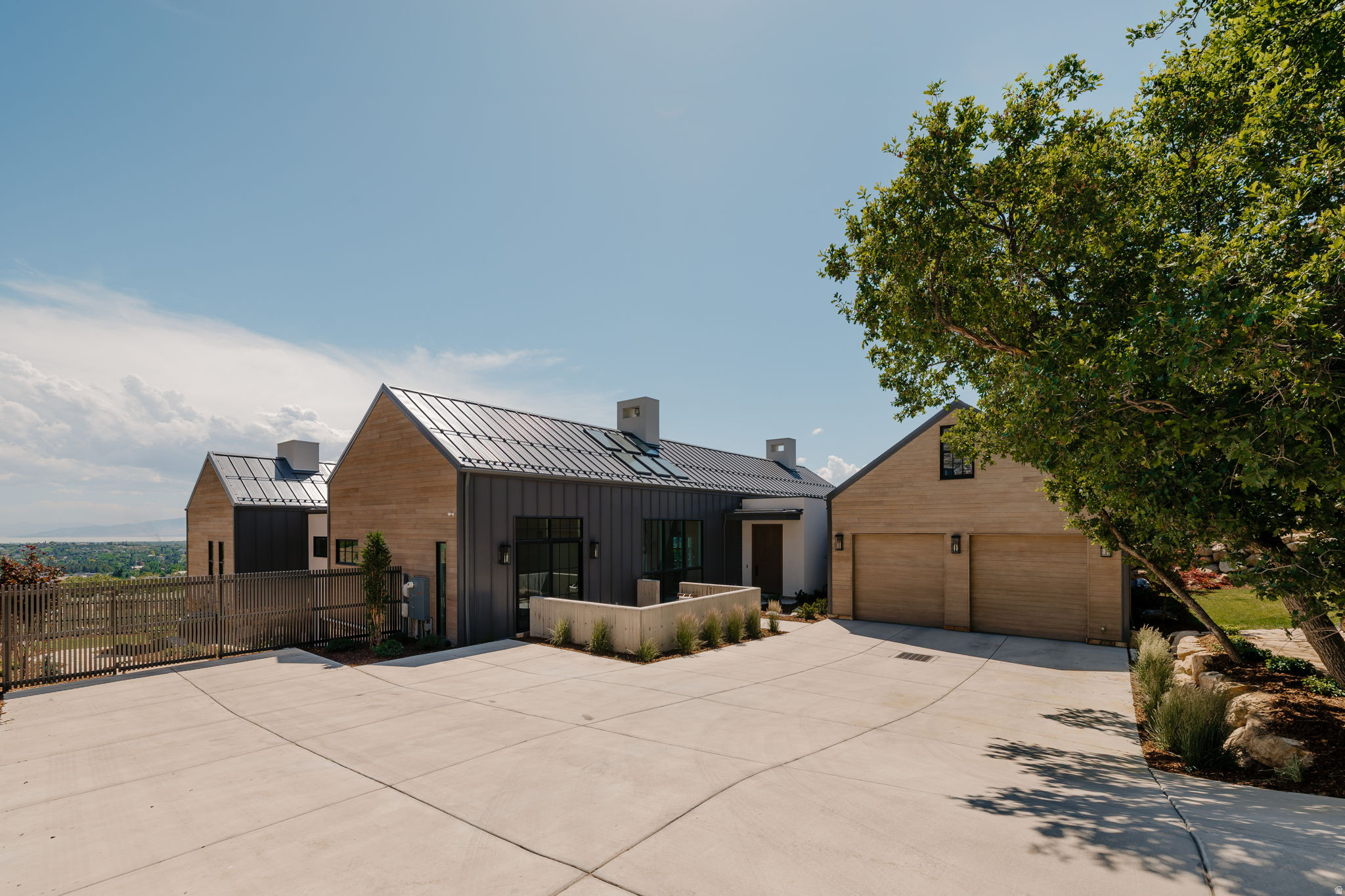 3939 W PROSPECTOR WAY