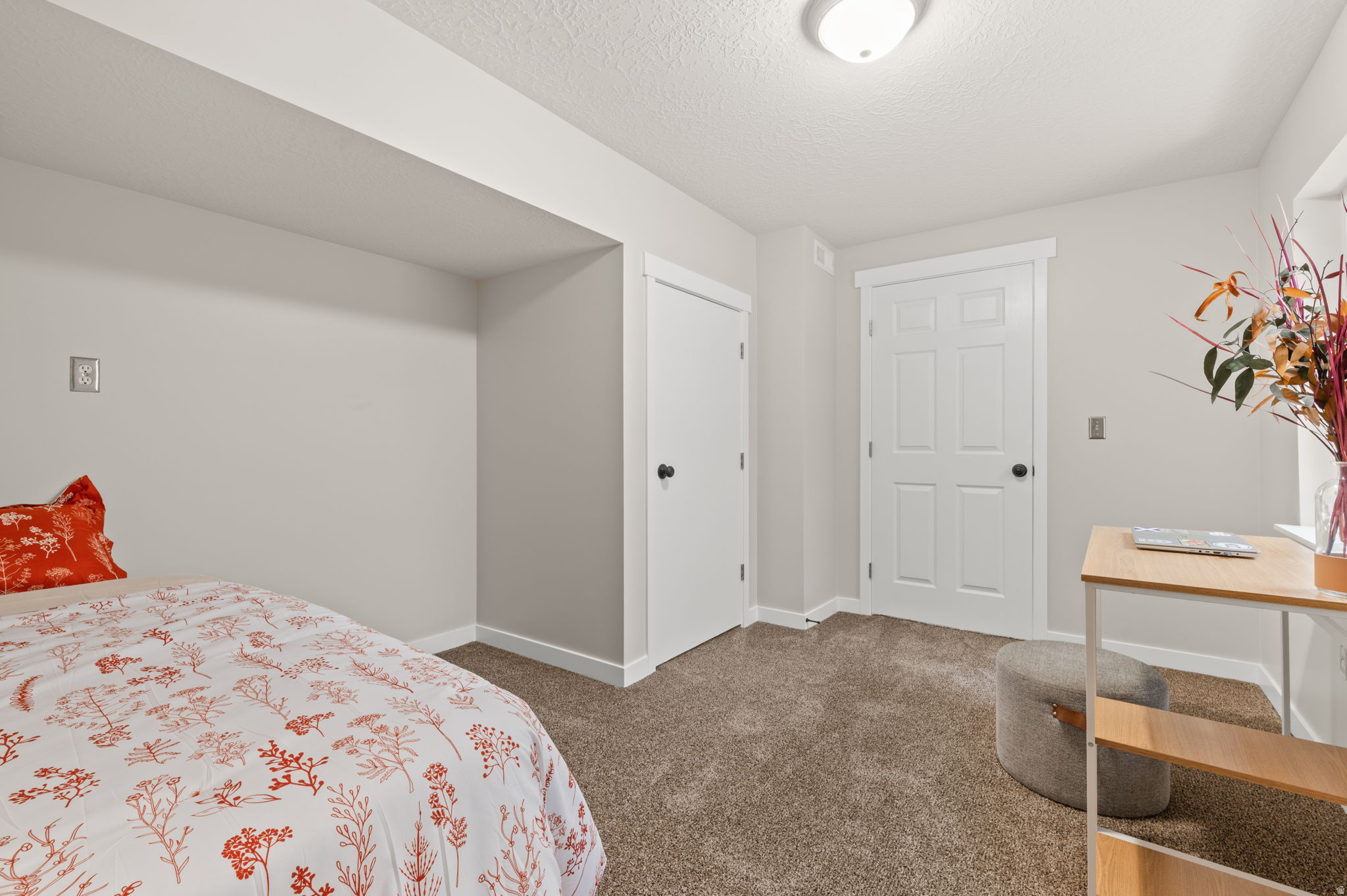 11834 S CARBIDE CT