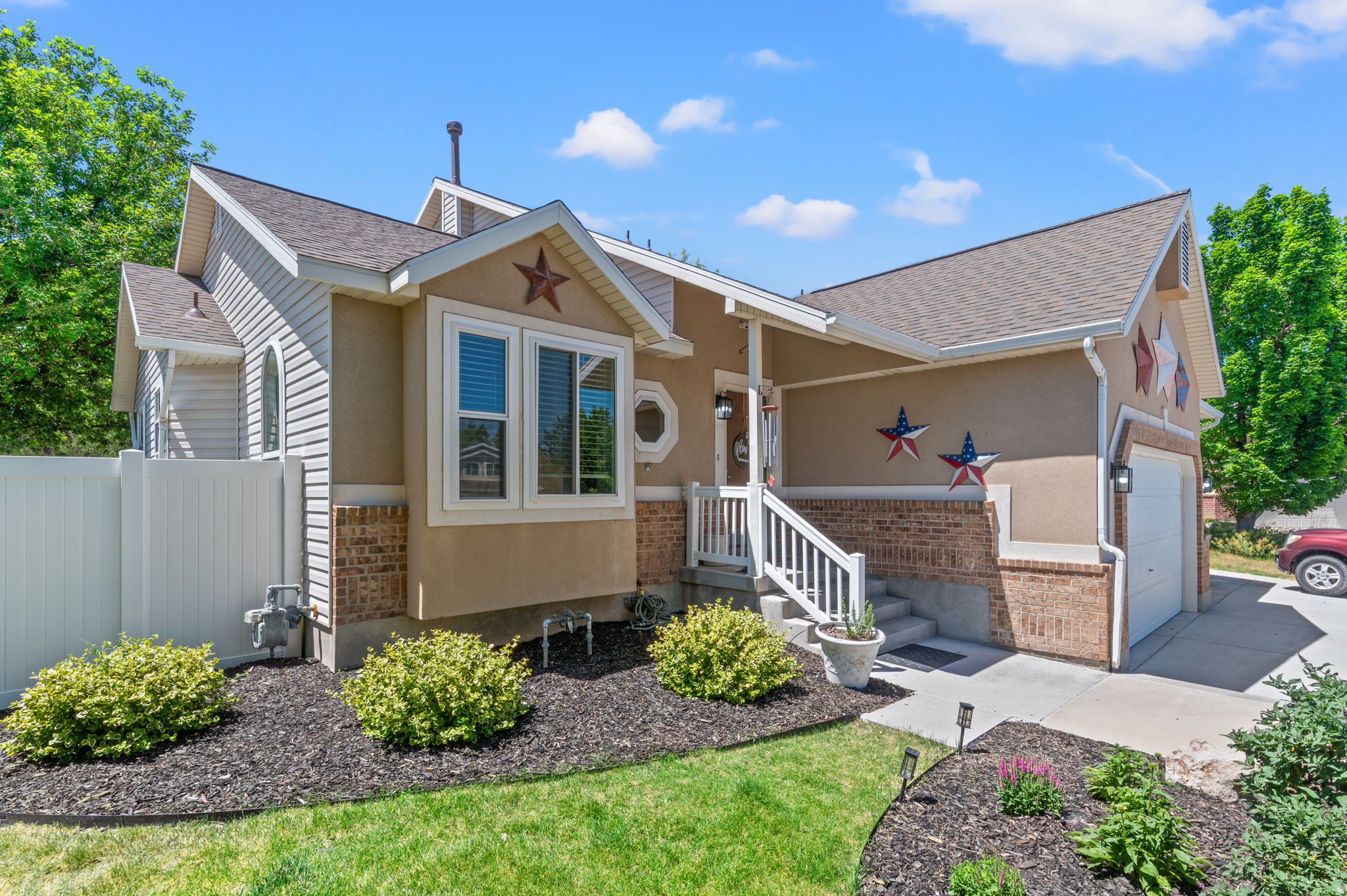 11834 S CARBIDE CT