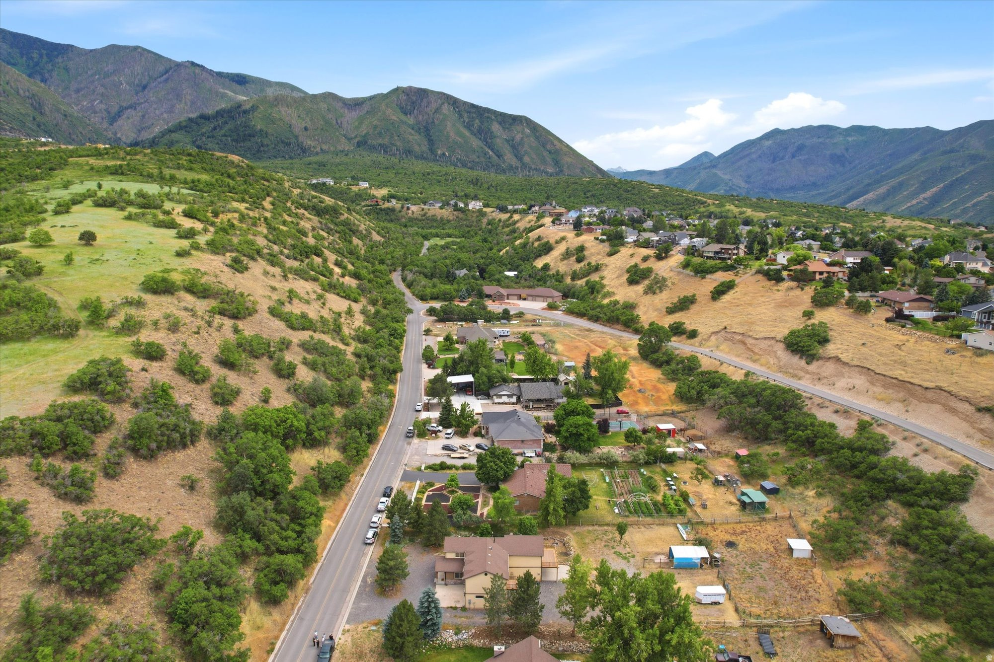 87 N LOAFER CANYON RD