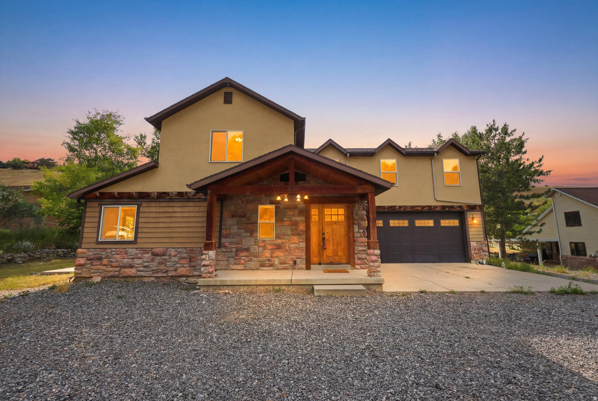 87 N LOAFER CANYON RD