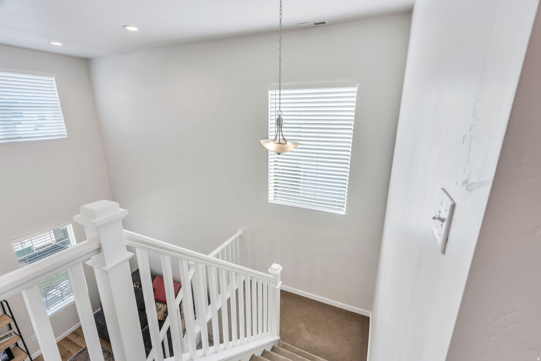 1173 W 1275 S