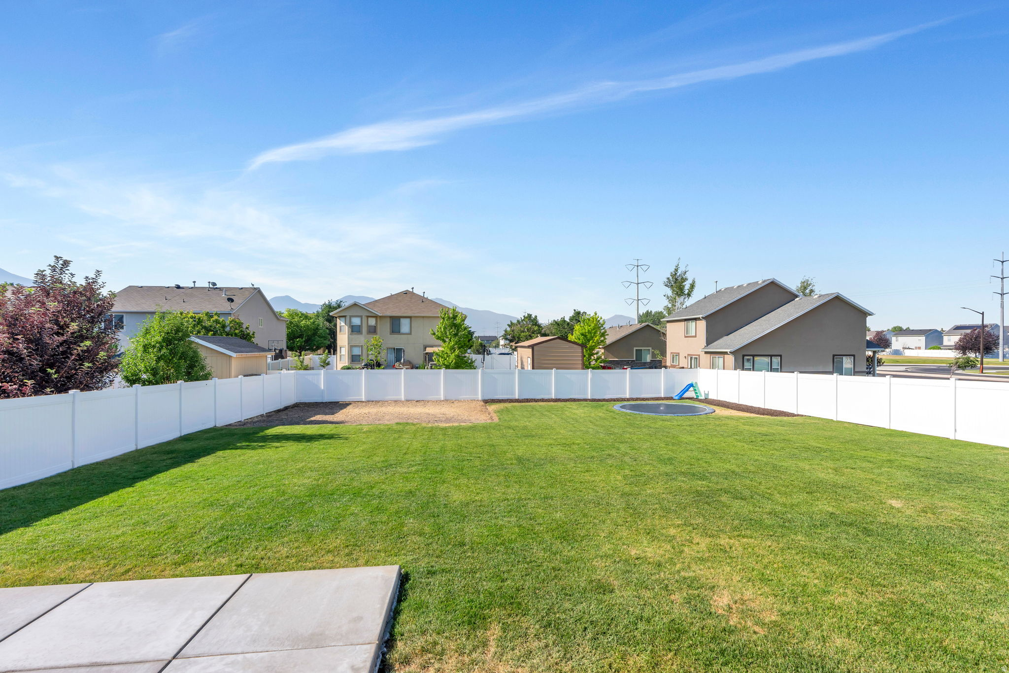 1173 W 1275 S