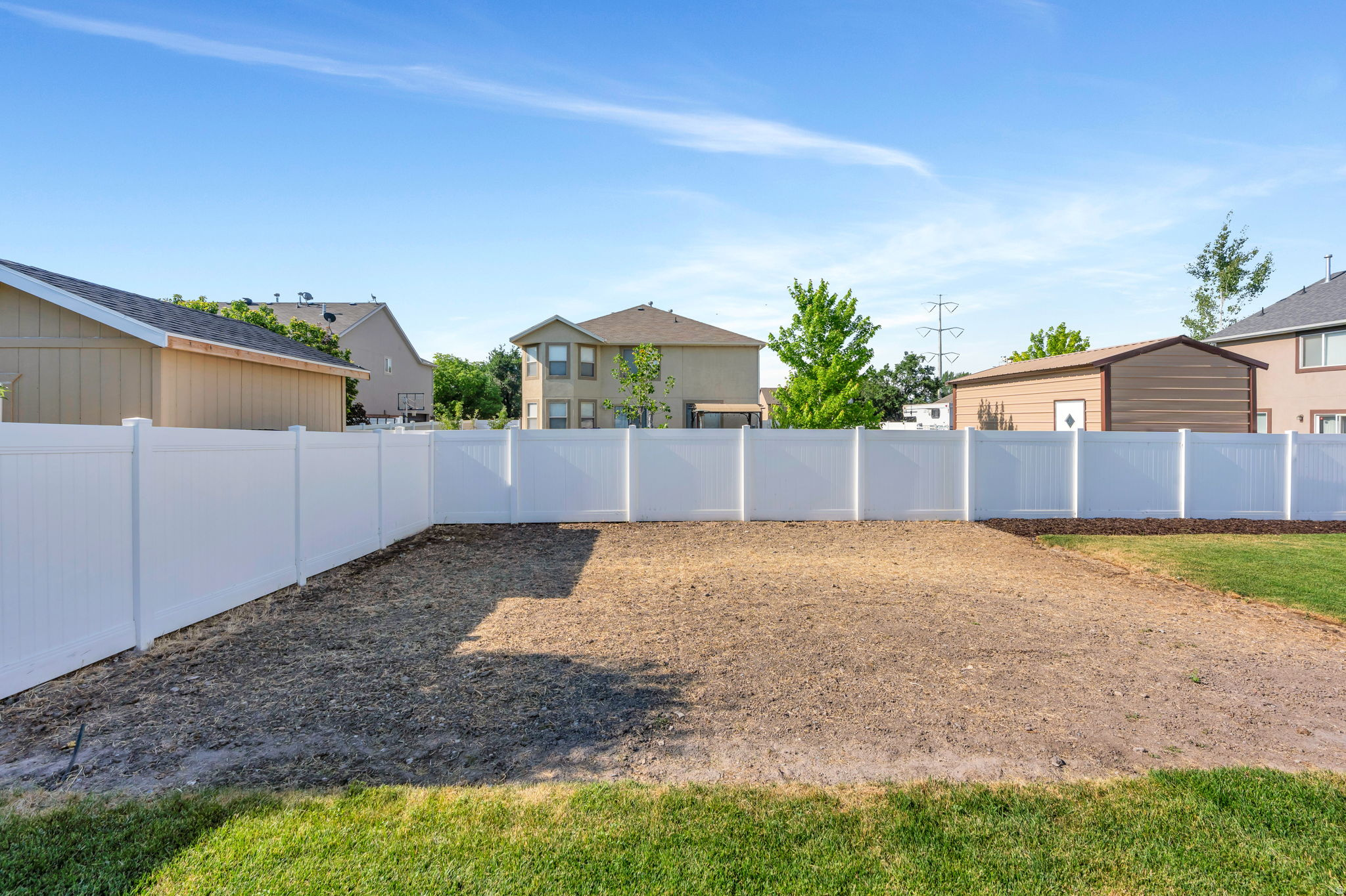 1173 W 1275 S