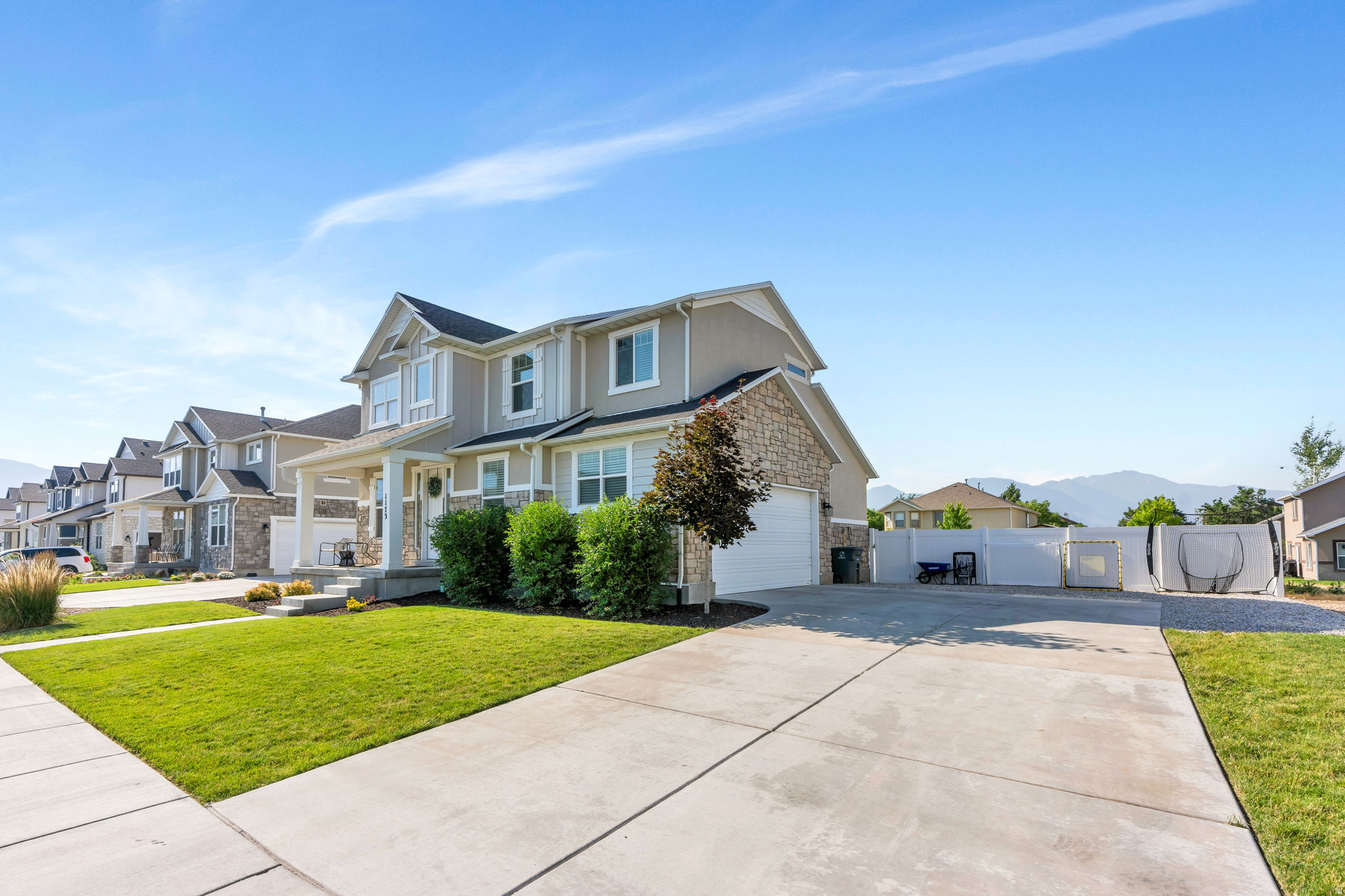 1173 W 1275 S