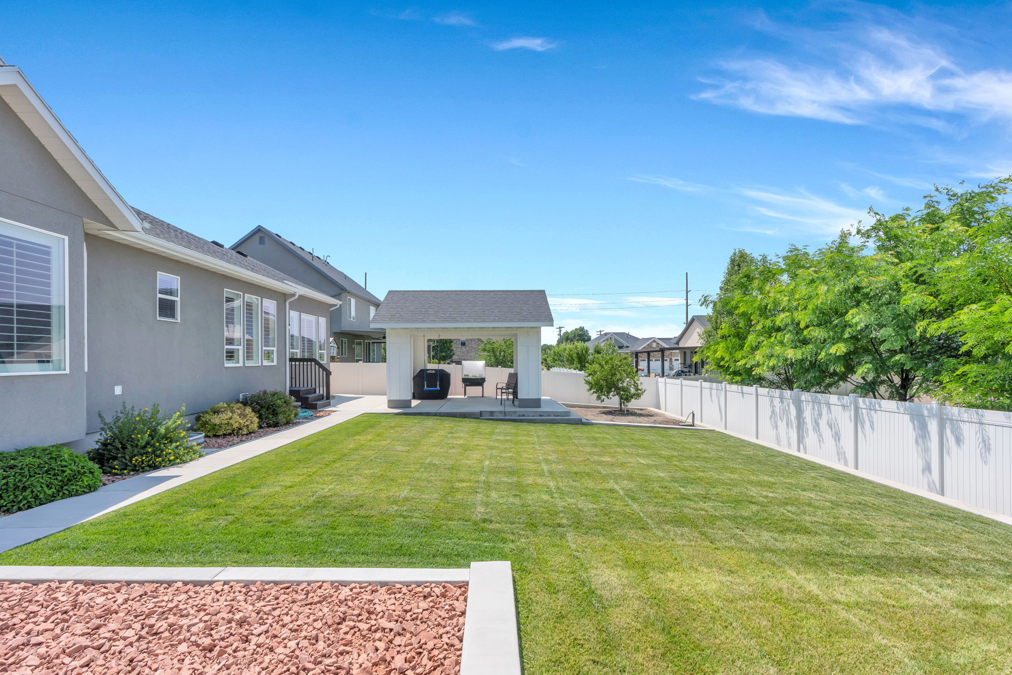3271 N 280 W