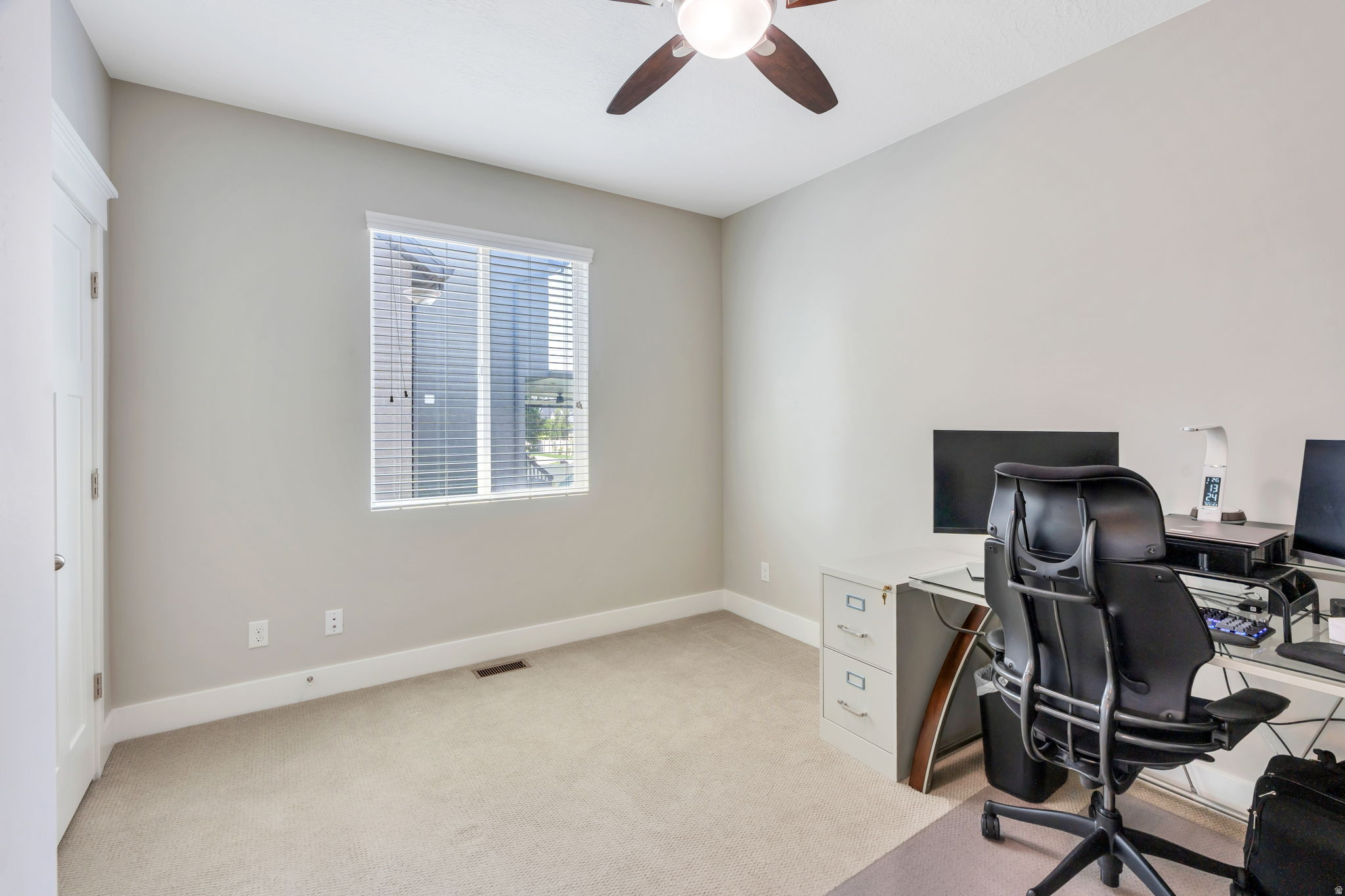 3271 N 280 W
