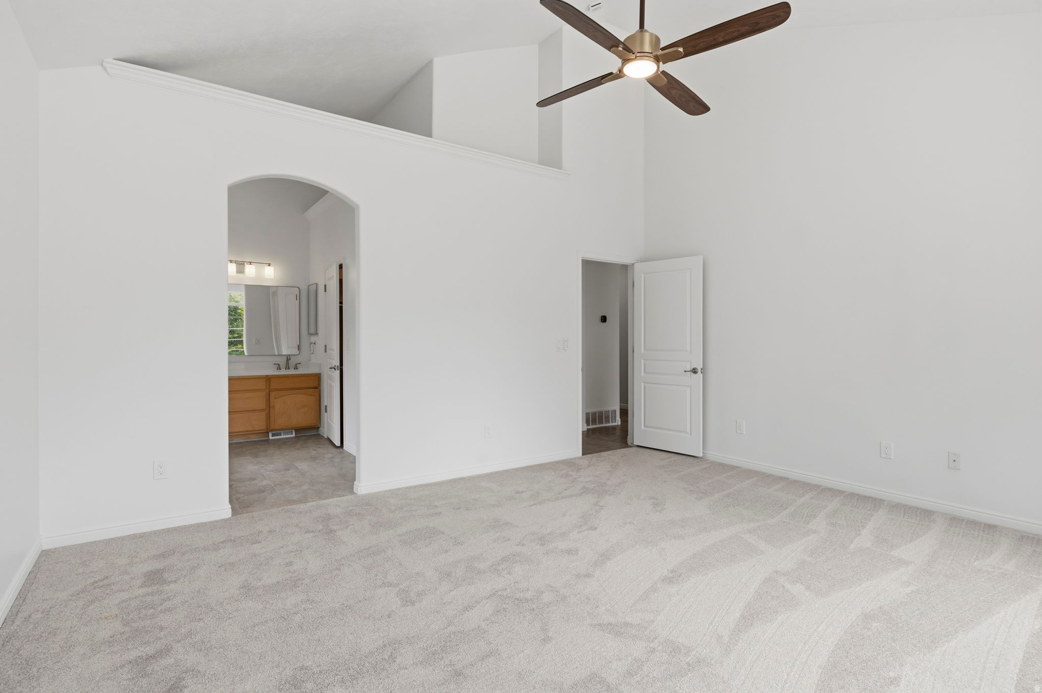 2084 TUSCANY WAY