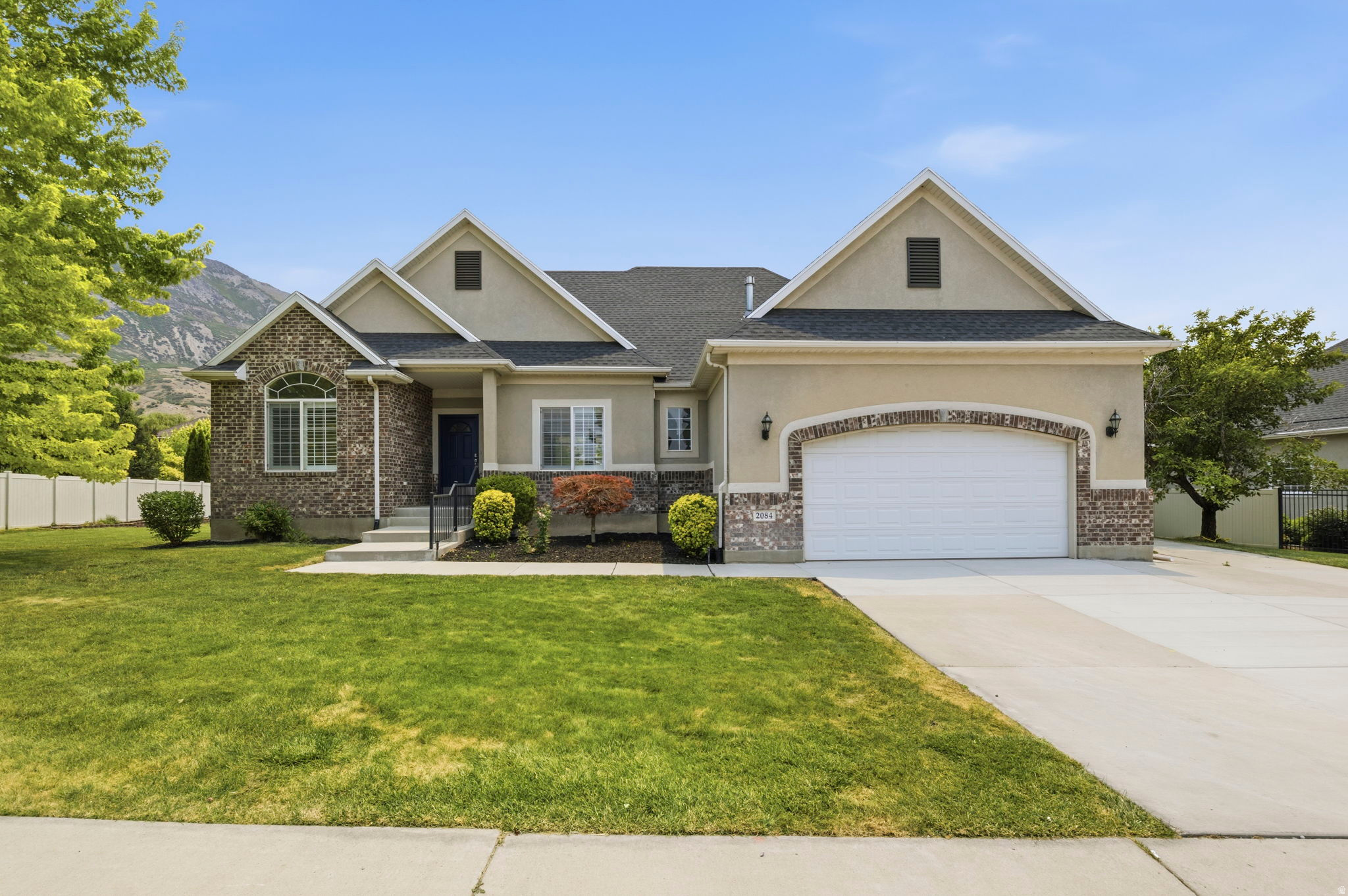 2084 TUSCANY WAY