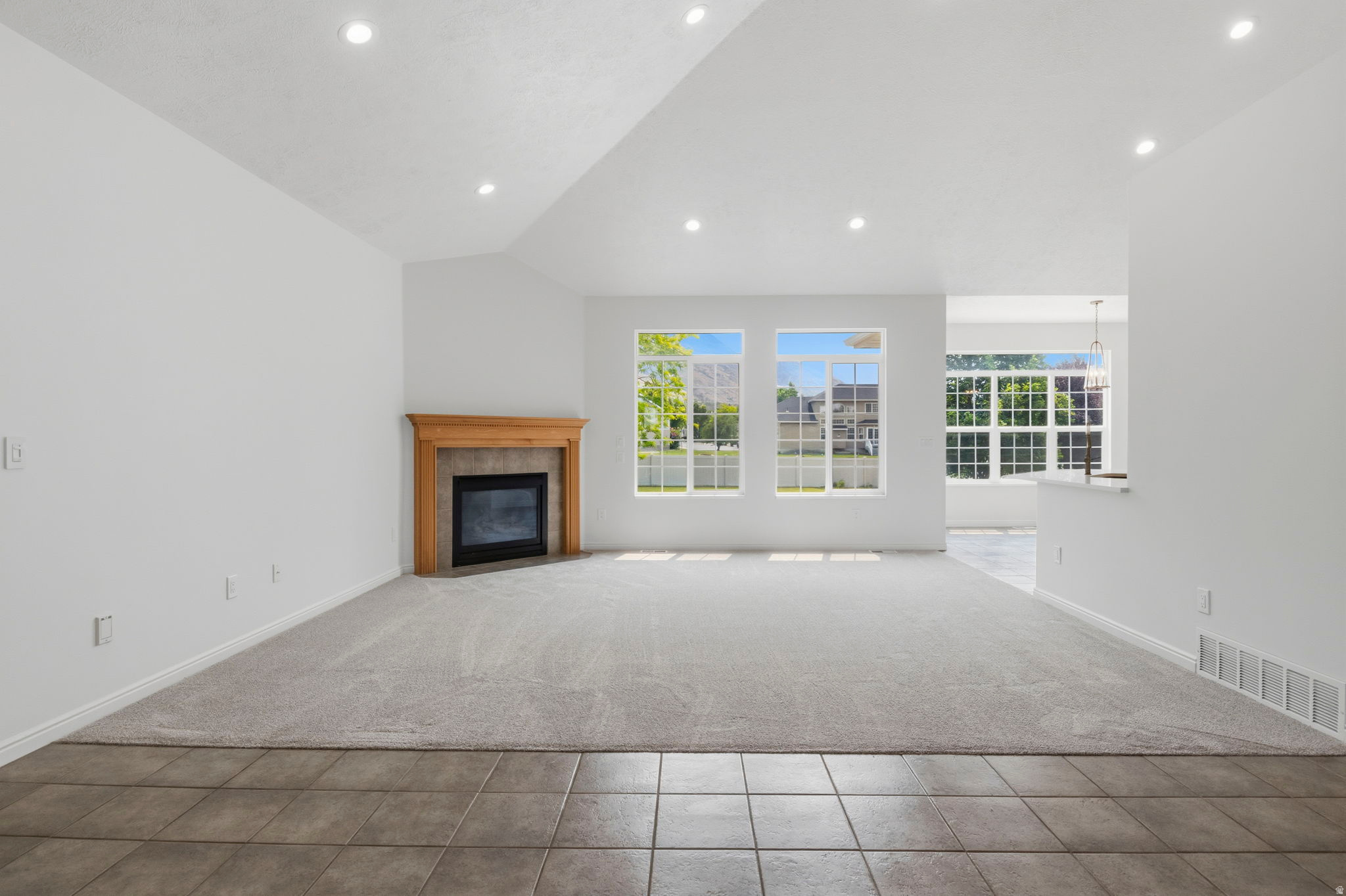 2084 TUSCANY WAY