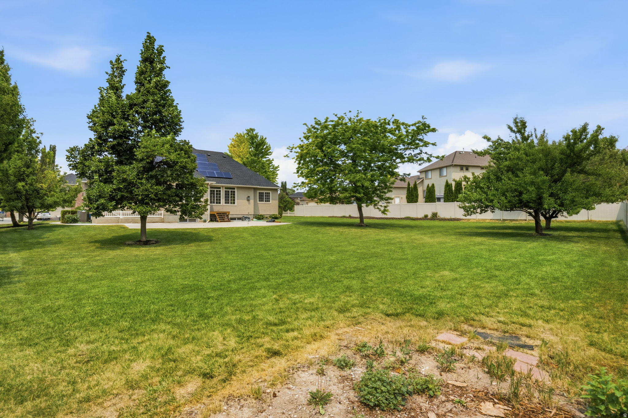 2084 TUSCANY WAY