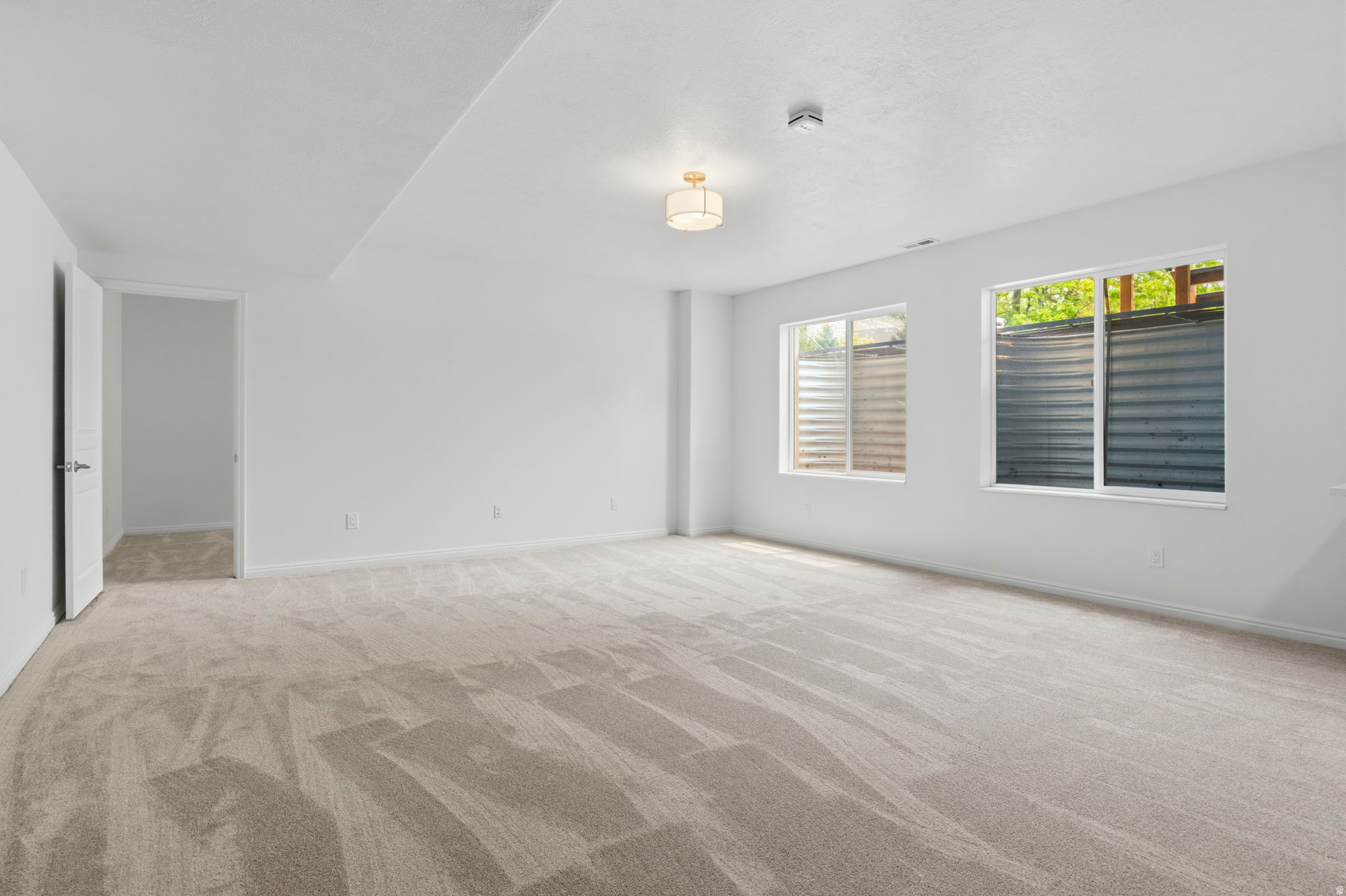 2084 TUSCANY WAY